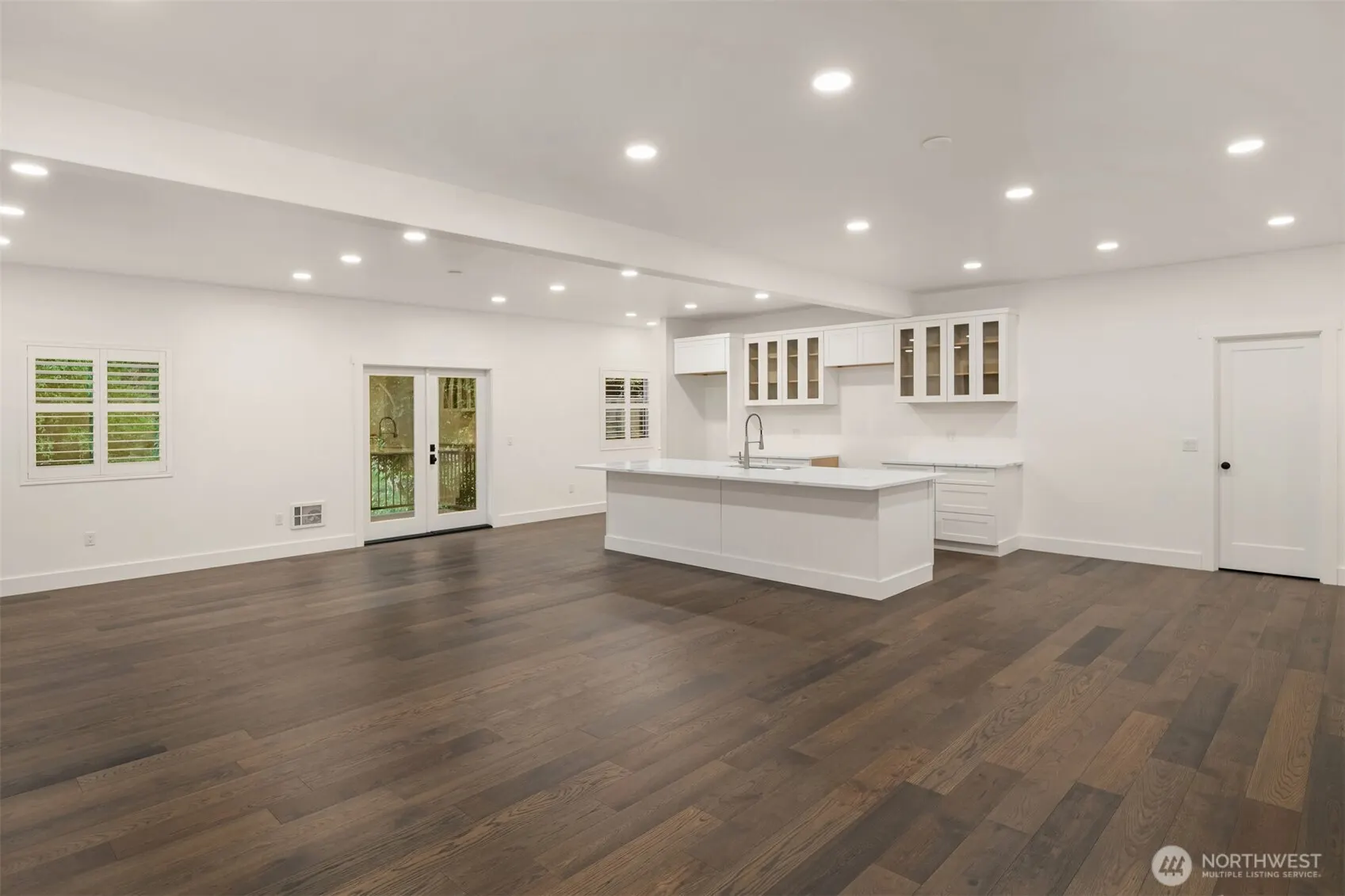 21002 NE 50th Street , Redmond, WA 98053-6003
