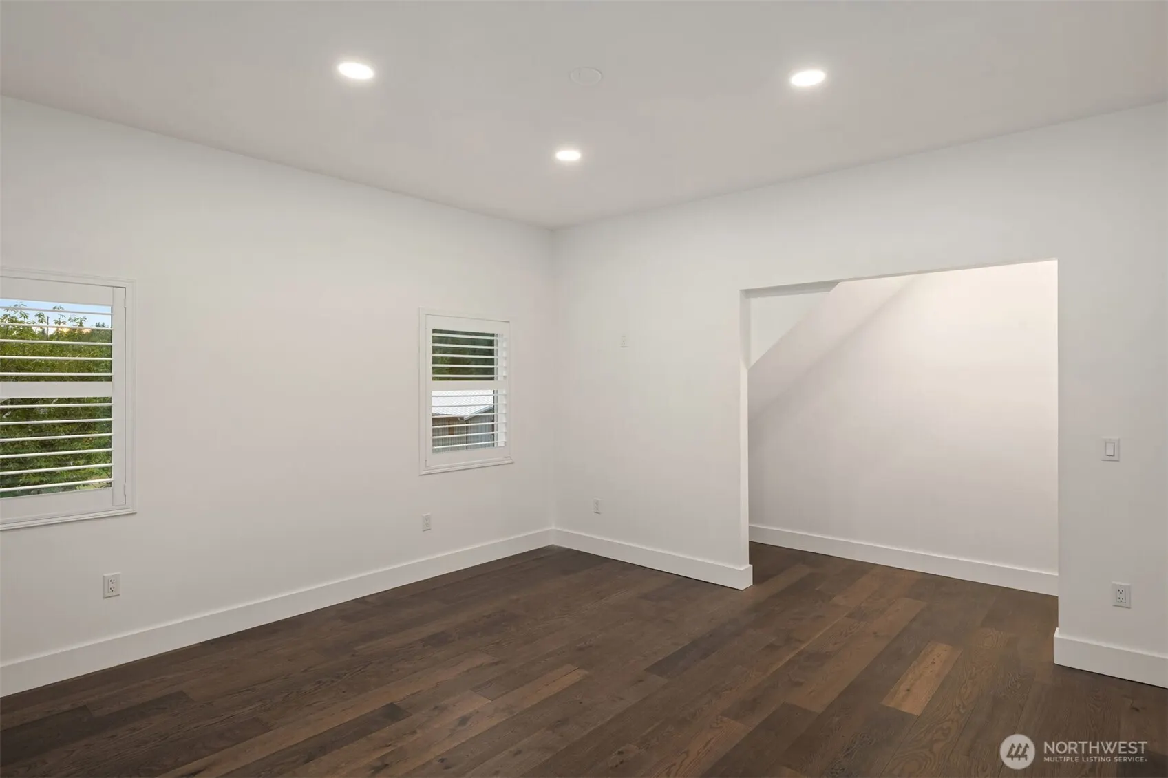 21002 NE 50th Street , Redmond, WA 98053-6003
