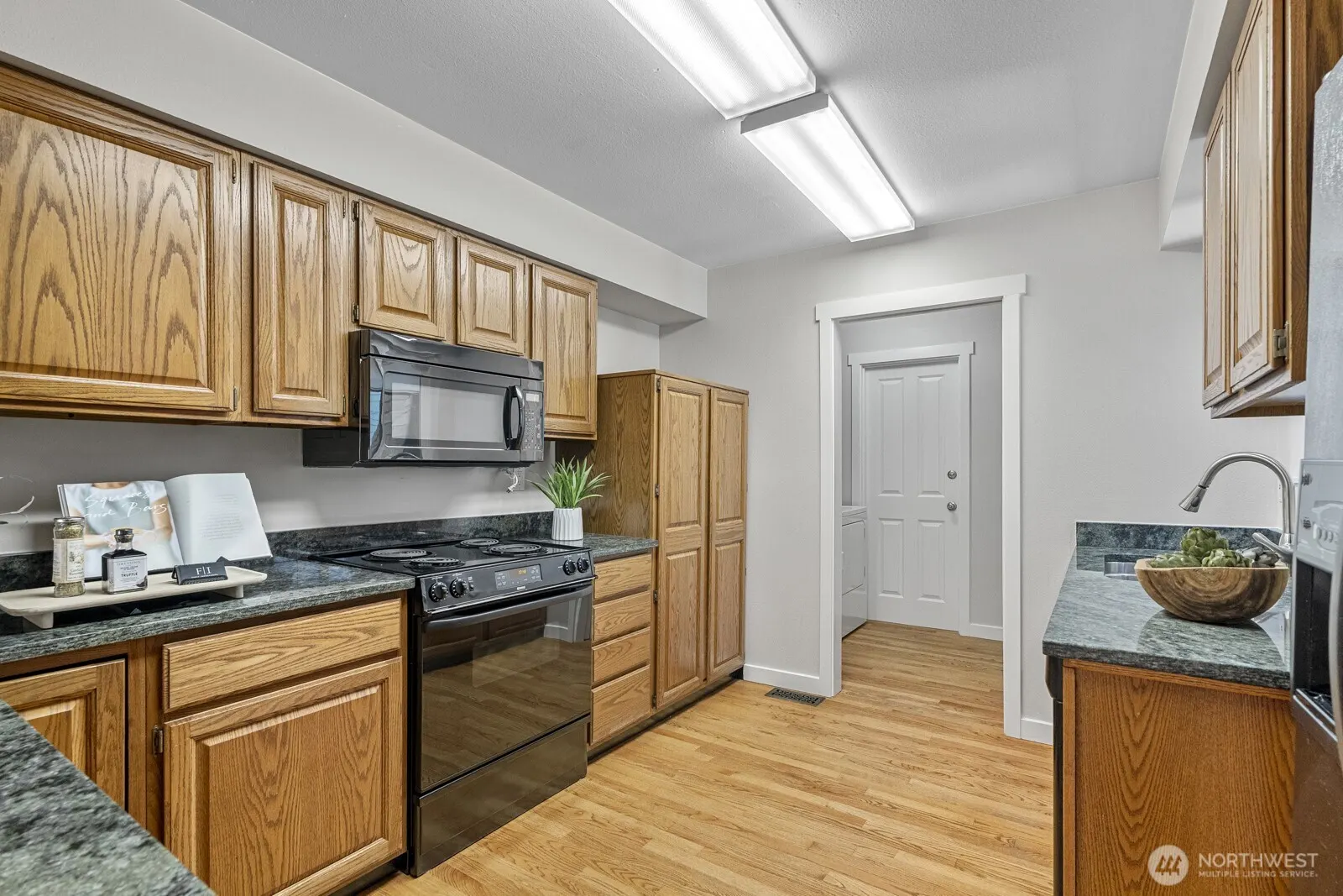 2507 175th Avenue NE, Redmond, WA 98052