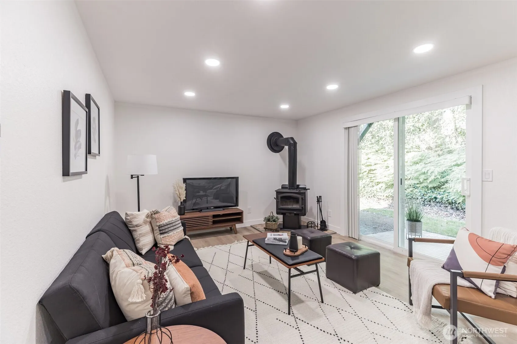25732 115th Avenue SE #C101, Kent, WA 98030