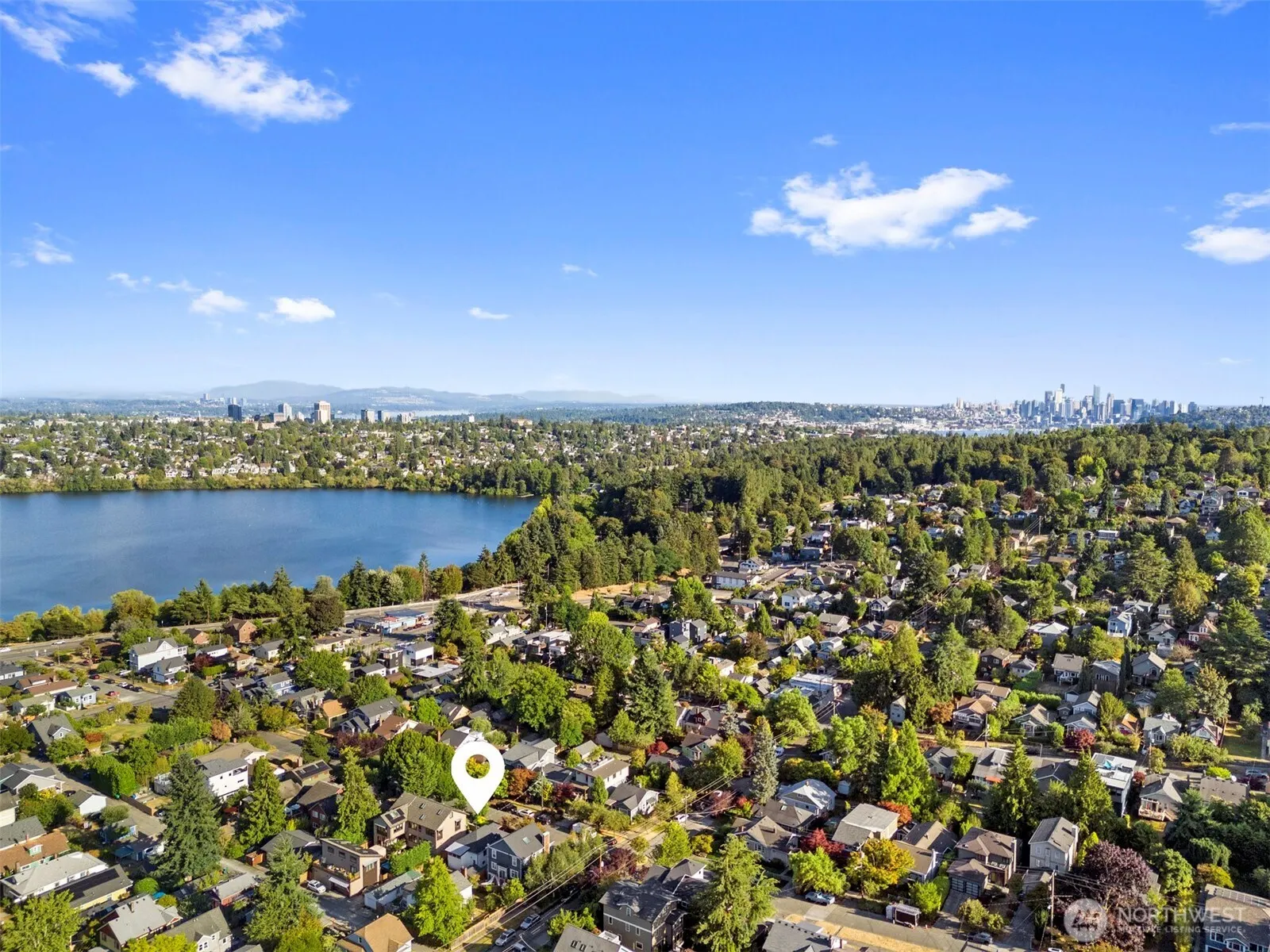 706 N 67th Street , Seattle, WA 98103