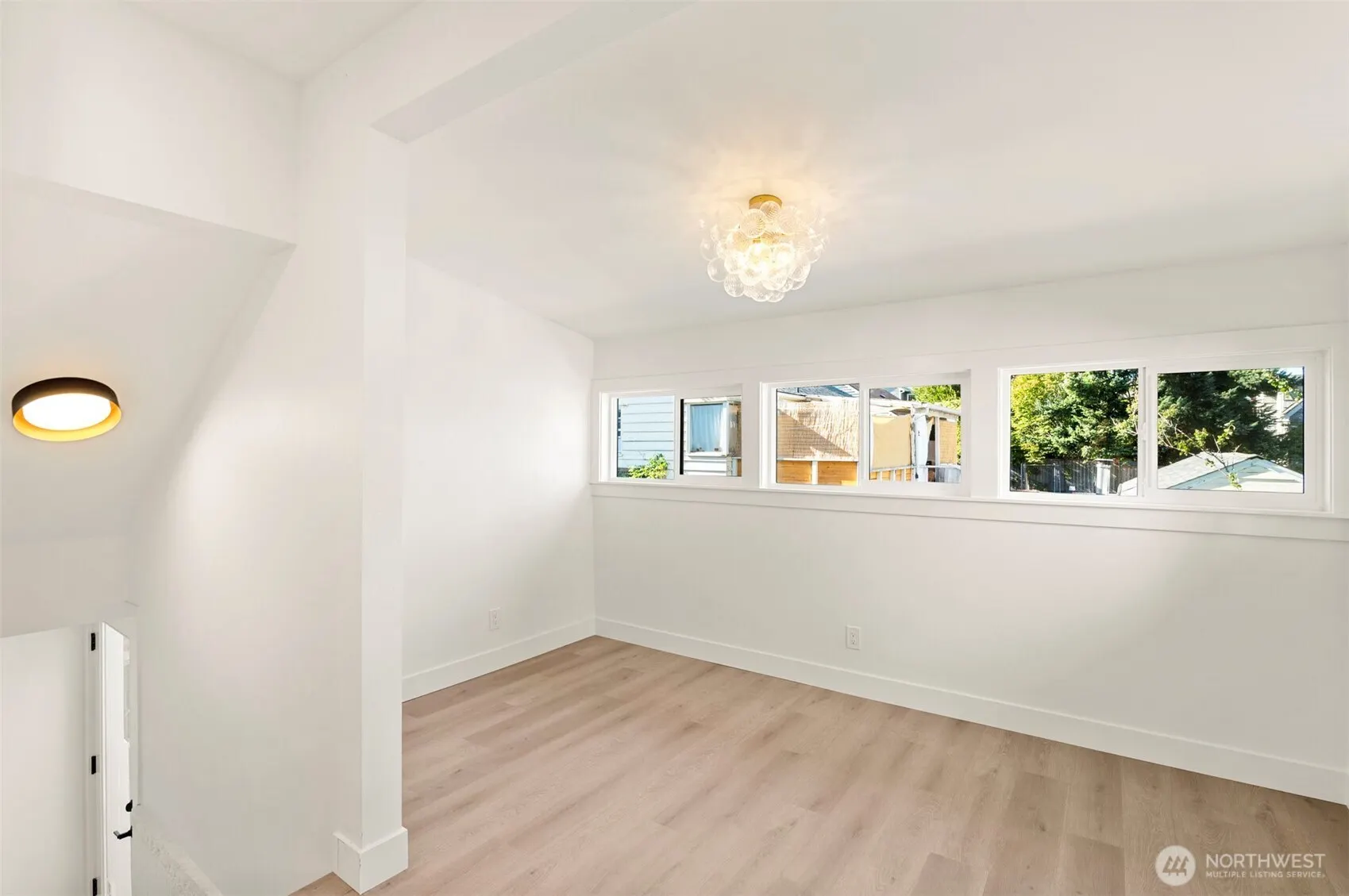 706 N 67th Street , Seattle, WA 98103