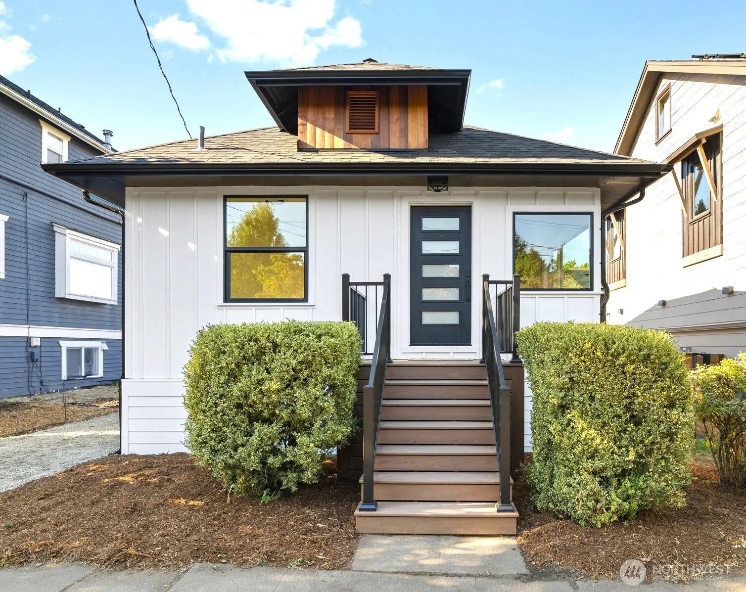 706 N 67th Street , Seattle, WA 98103