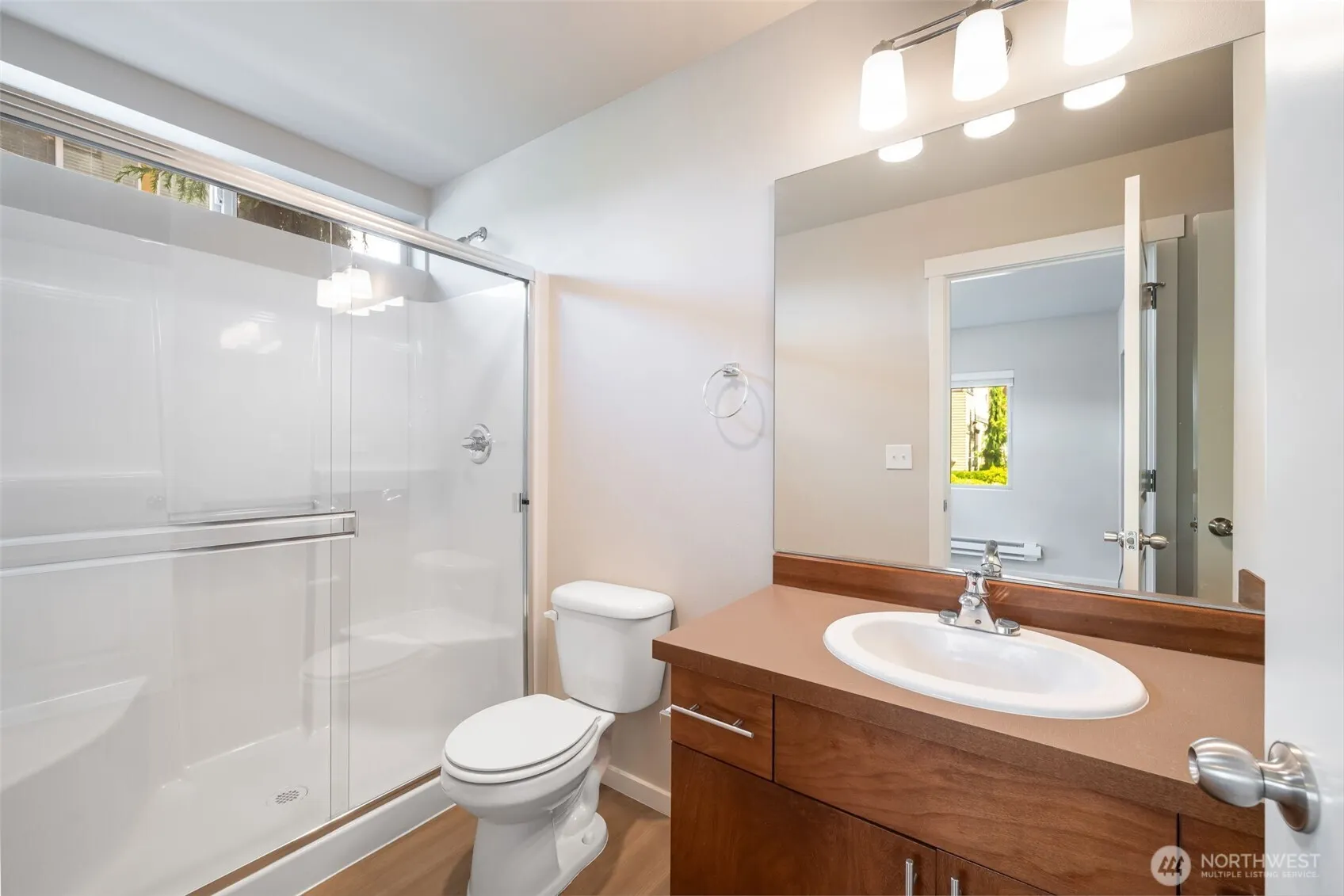 336 CHELAN Avenue NE, Renton, WA 98059