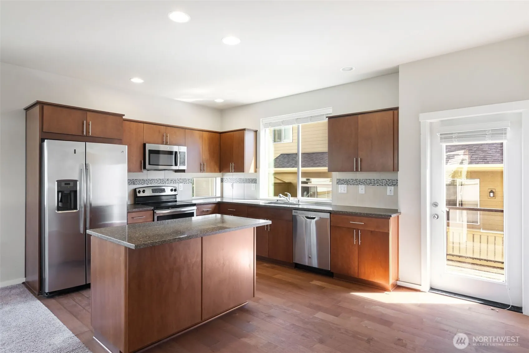 336 CHELAN Avenue NE, Renton, WA 98059