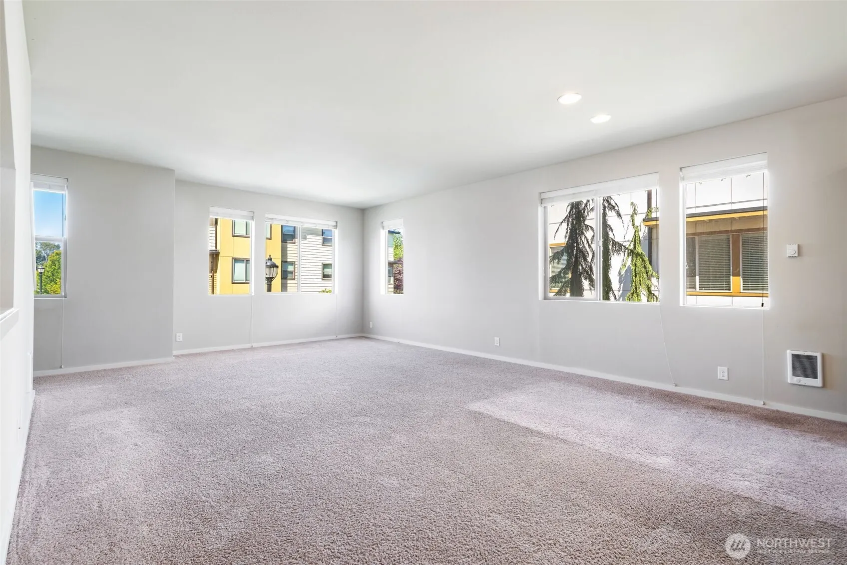 336 CHELAN Avenue NE, Renton, WA 98059