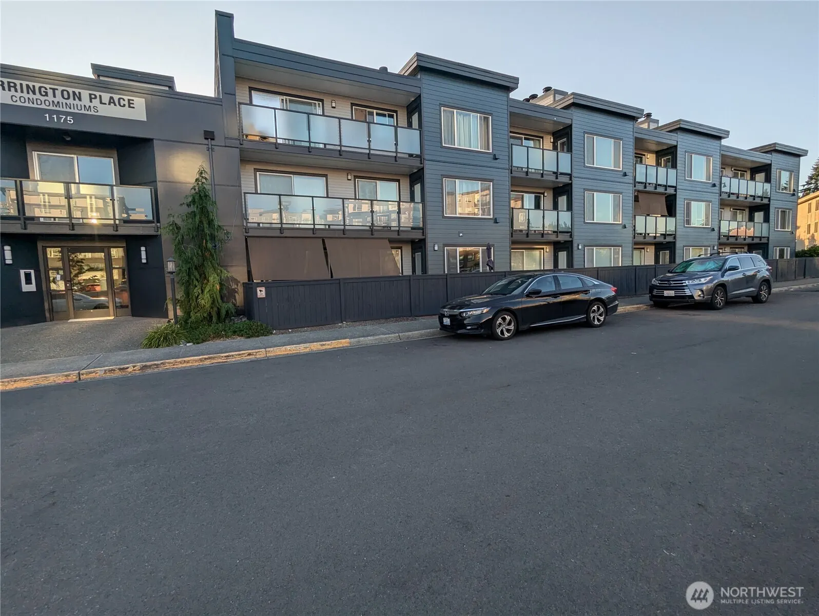 1175 Harrington Place NE #305, Renton, WA 98056