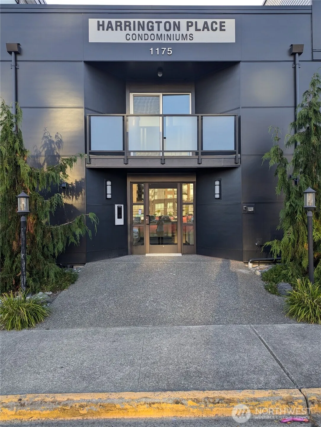 1175 Harrington Place NE #305, Renton, WA 98056
