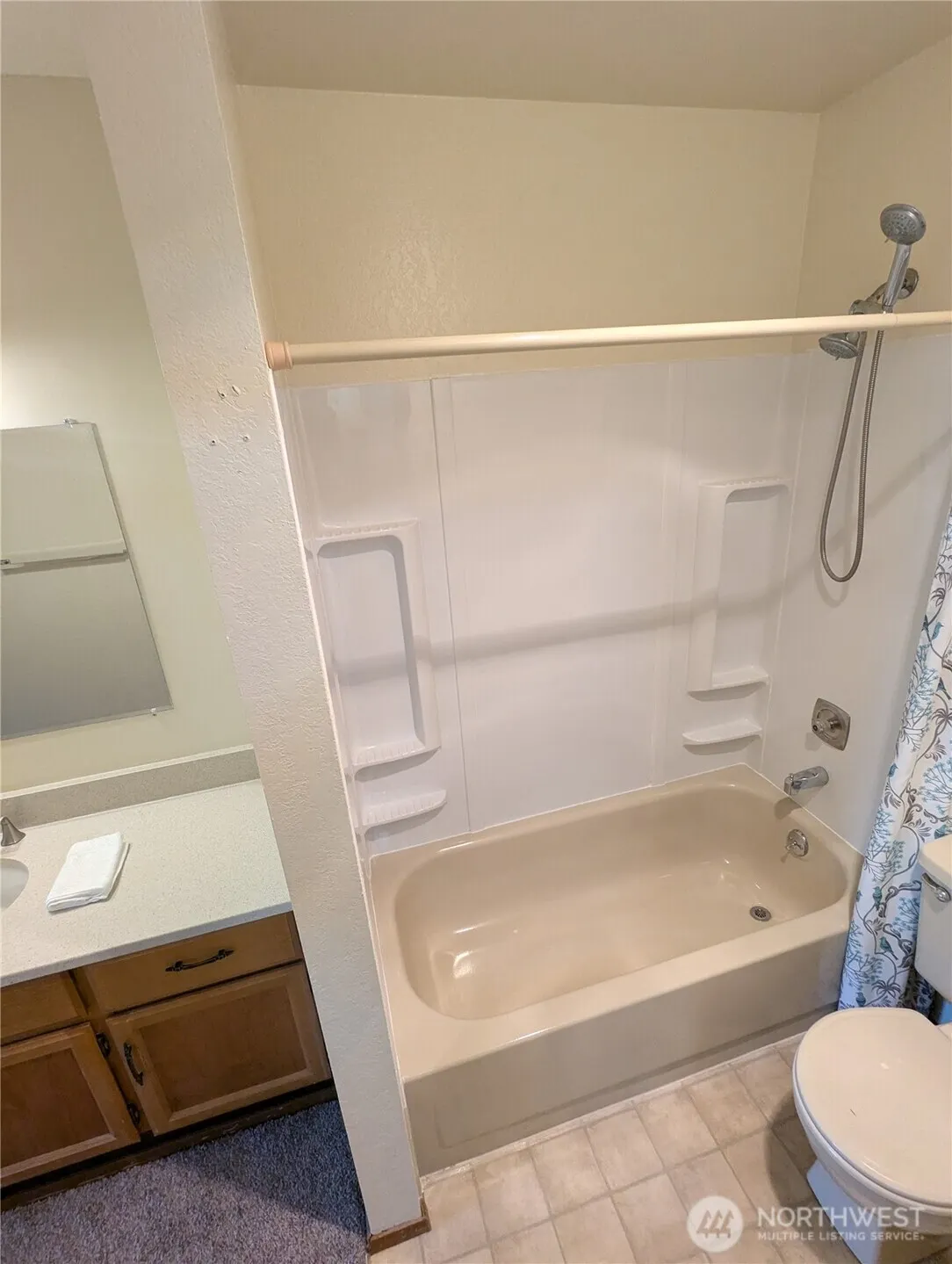 1175 Harrington Place NE #305, Renton, WA 98056