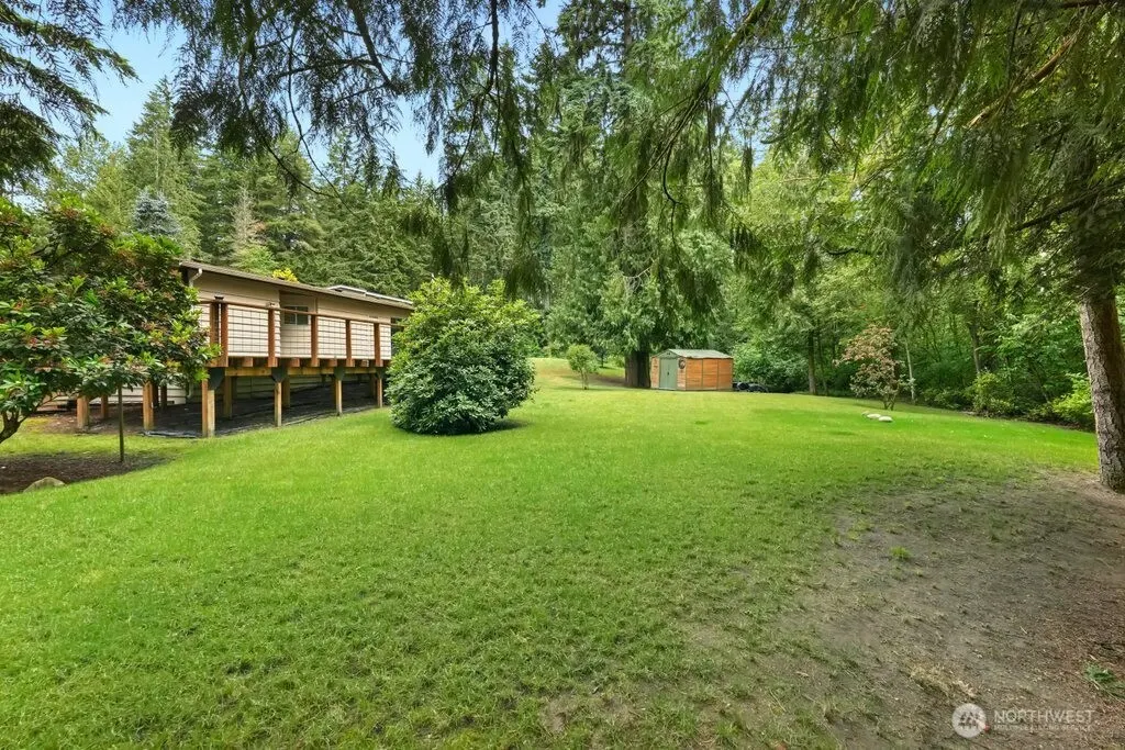 10427 SE 229th Street , Woodinville, WA 98077