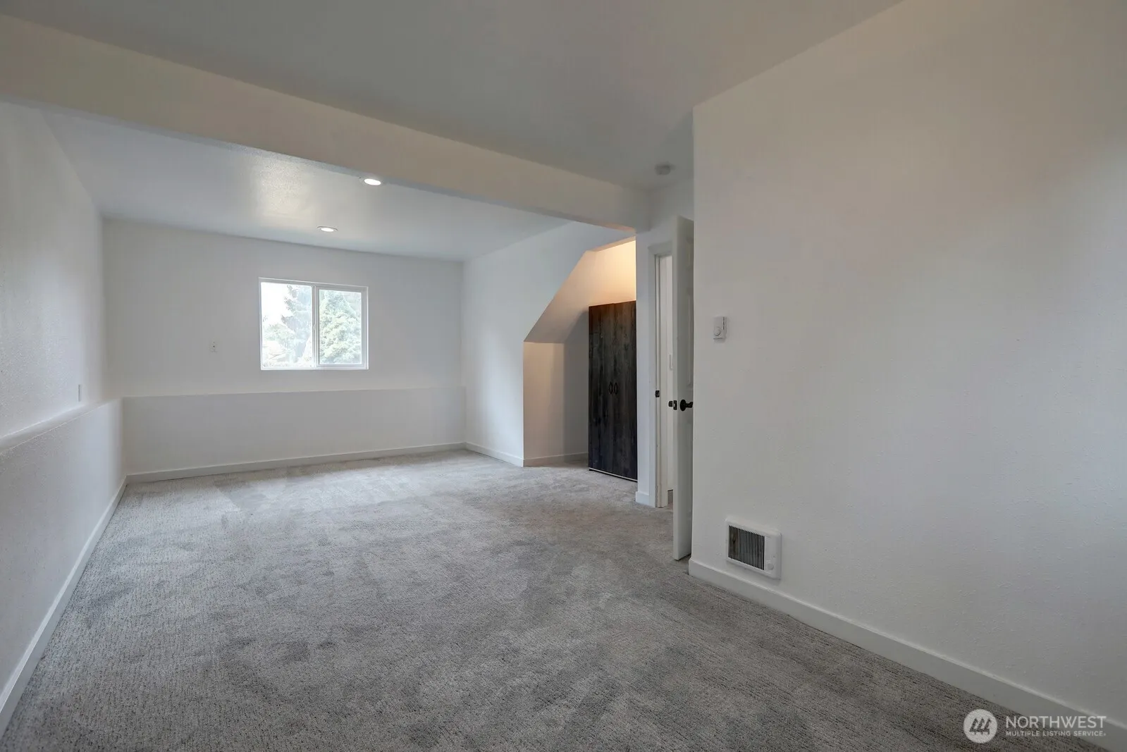 23202 115th Avenue SE, Kent, WA 98031