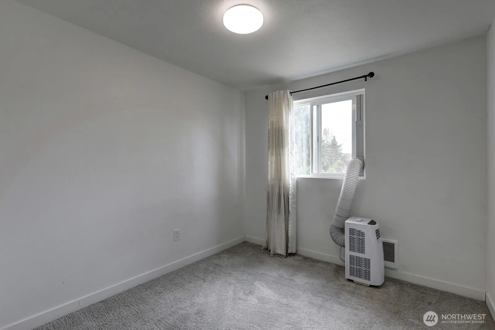 23202 115th Avenue SE, Kent, WA 98031