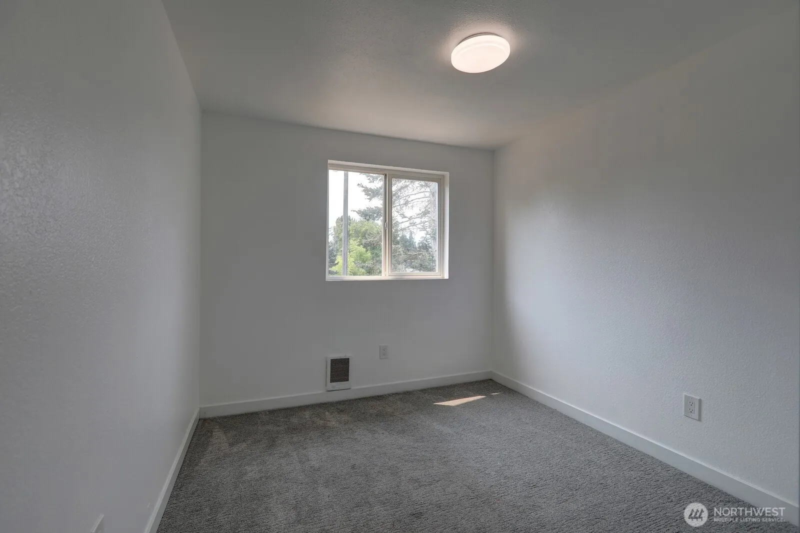 23202 115th Avenue SE, Kent, WA 98031