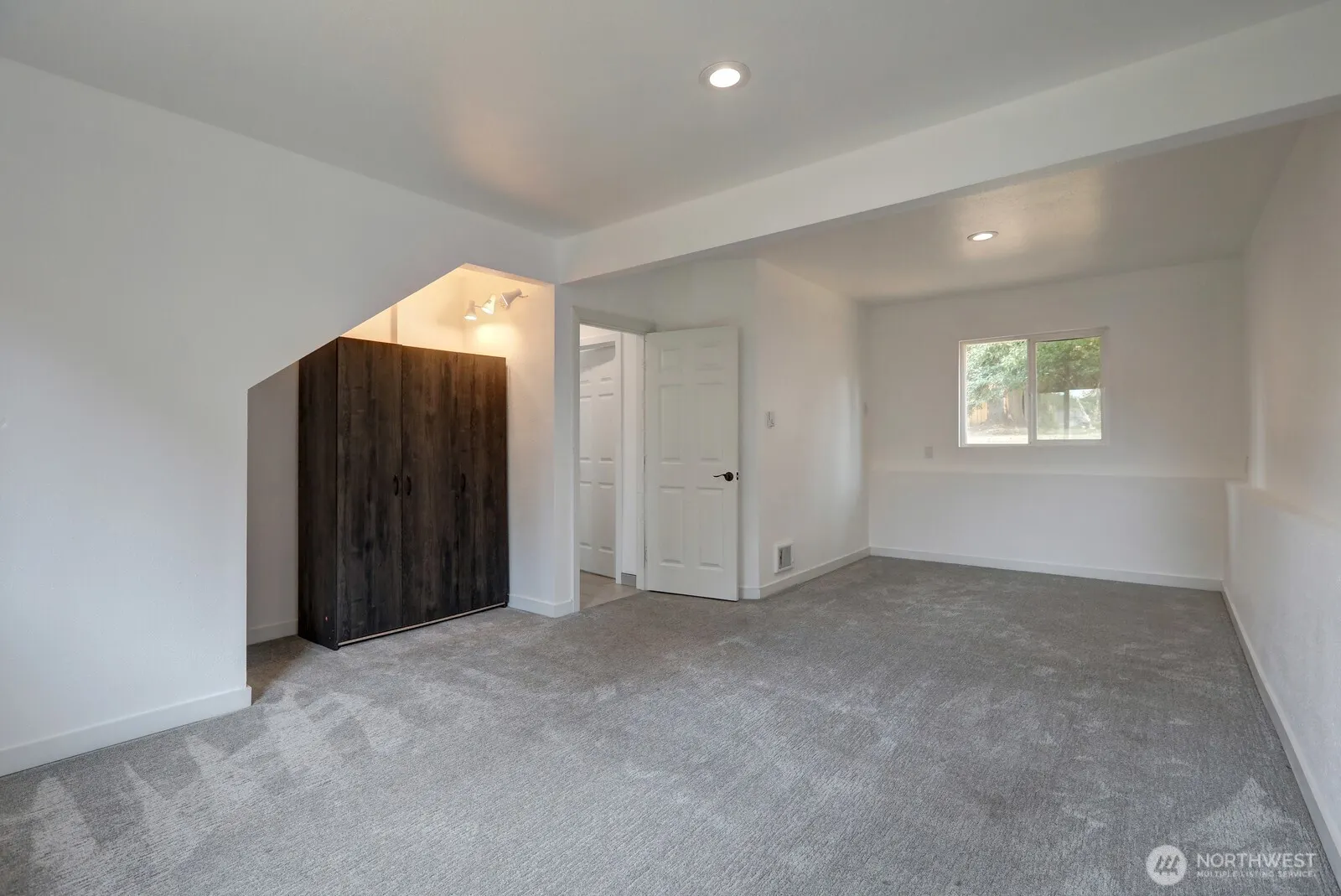 23202 115th Avenue SE, Kent, WA 98031