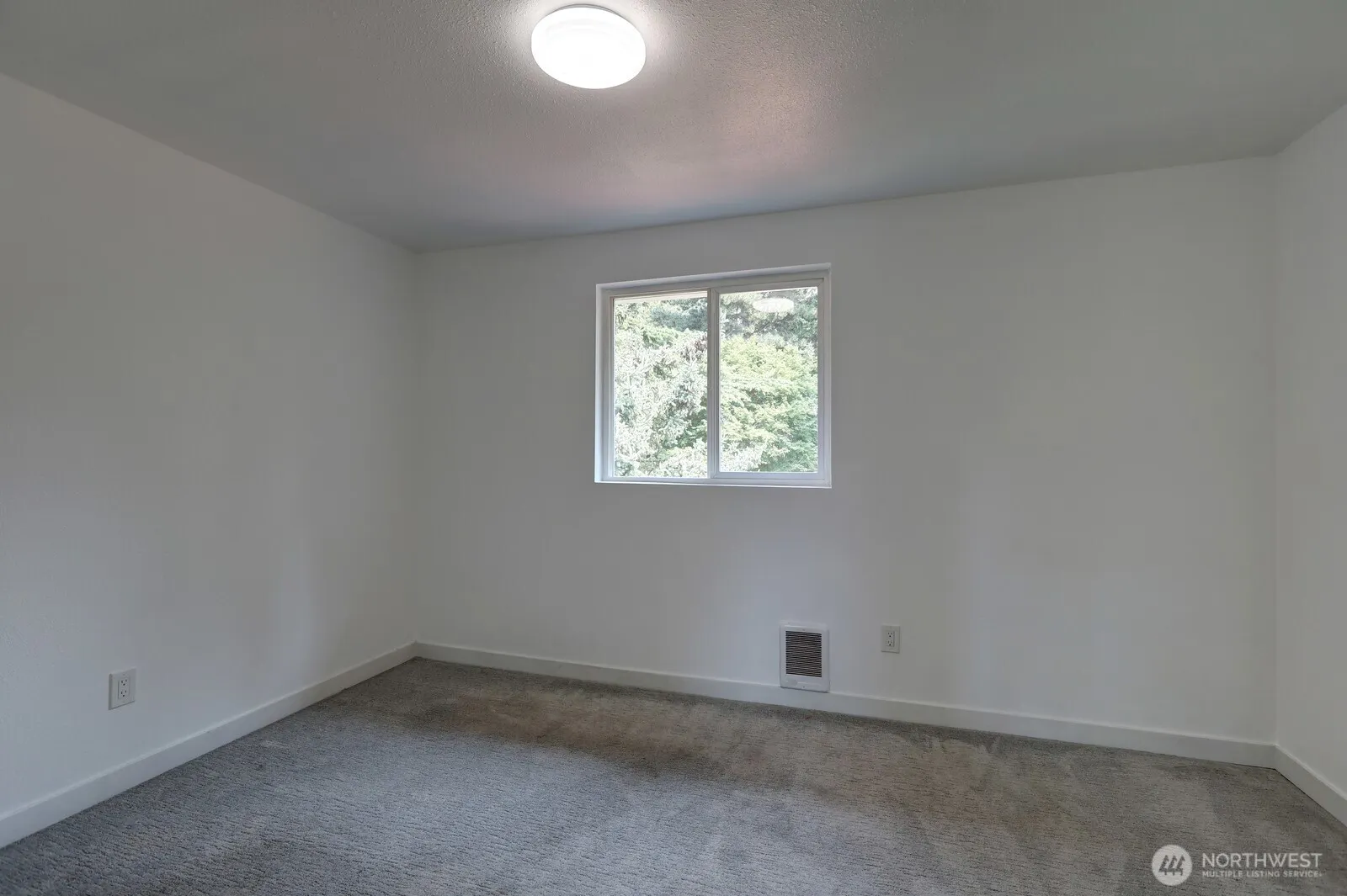23202 115th Avenue SE, Kent, WA 98031
