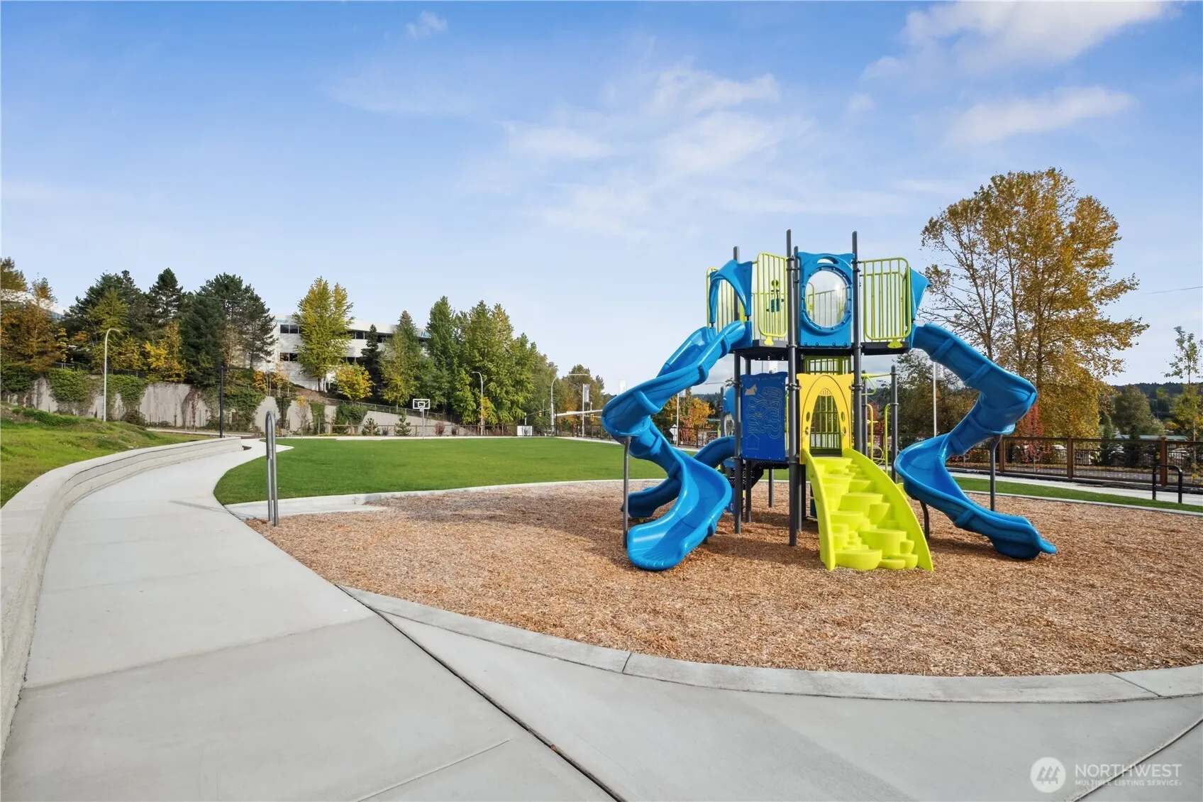 12207 137th Place NE #2606, Redmond, WA 98052
