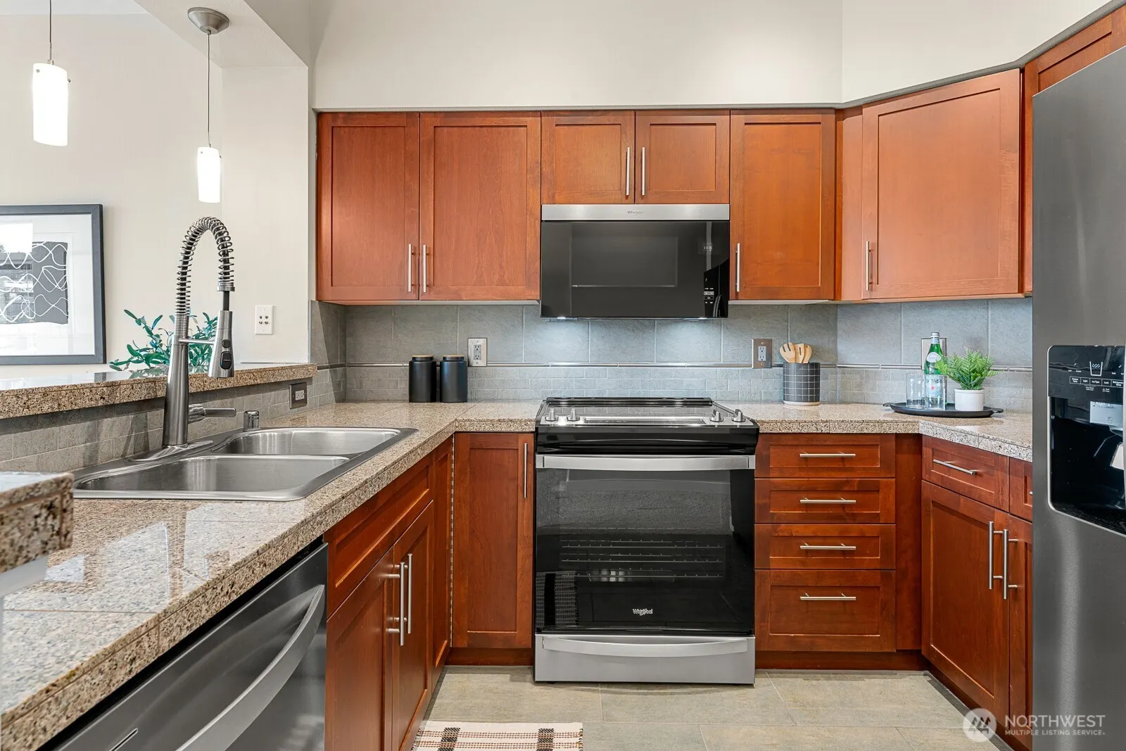 211 Kirkland Avenue #510, Kirkland, WA 98033