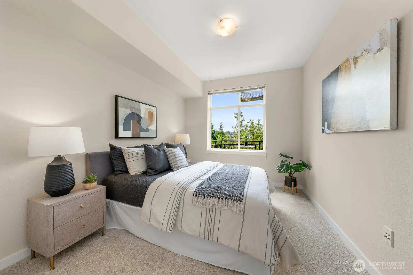 211 Kirkland Avenue #510, Kirkland, WA 98033