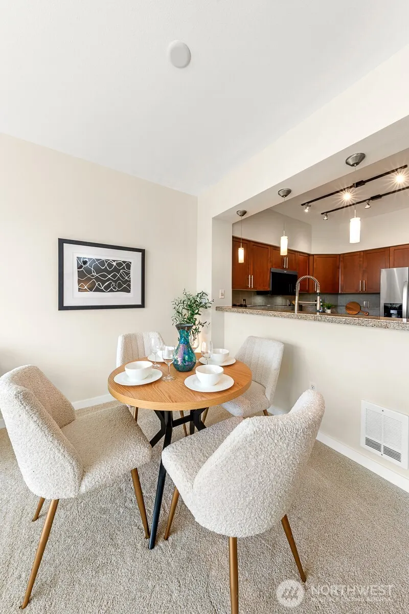 211 Kirkland Avenue #510, Kirkland, WA 98033