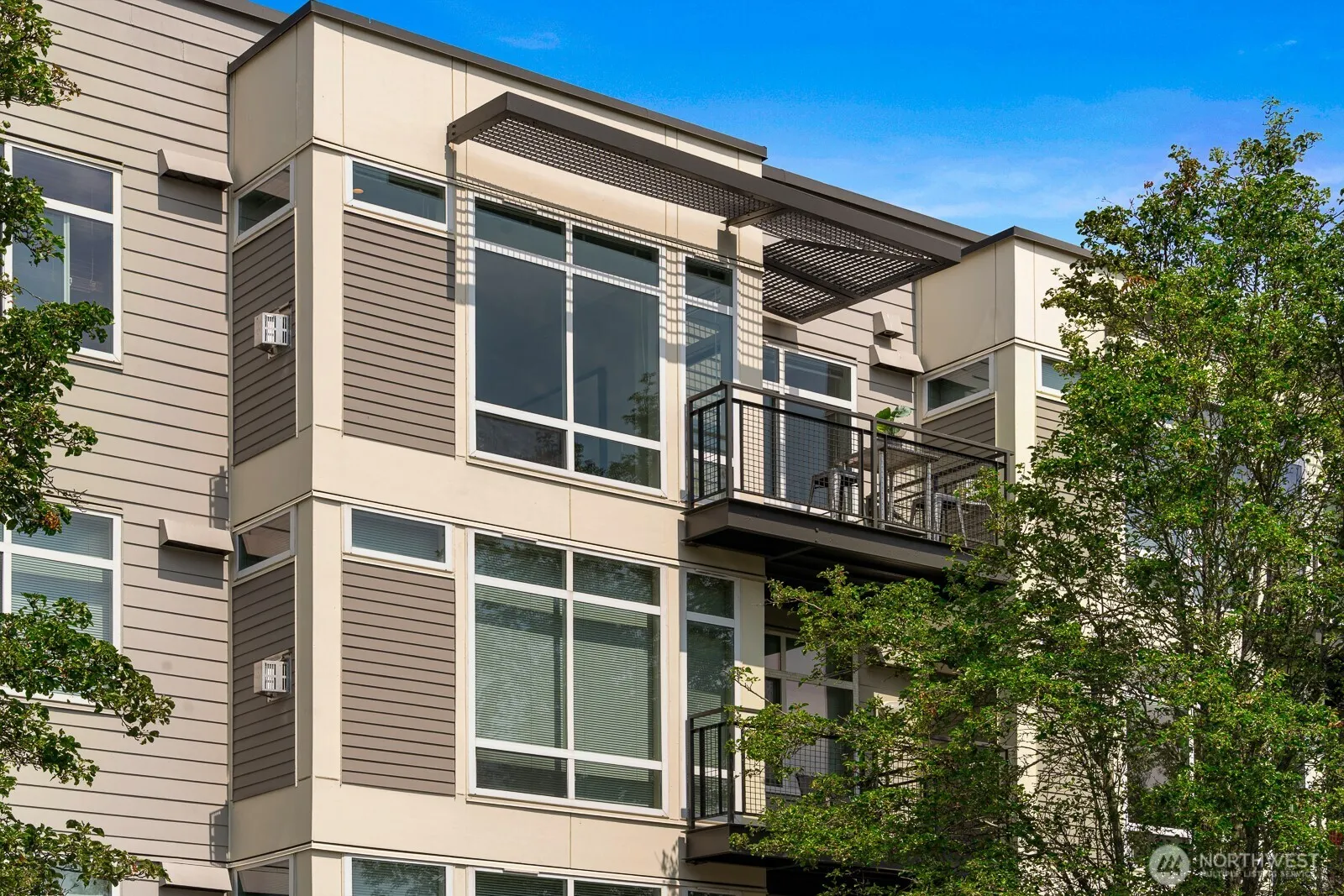 211 Kirkland Avenue #510, Kirkland, WA 98033