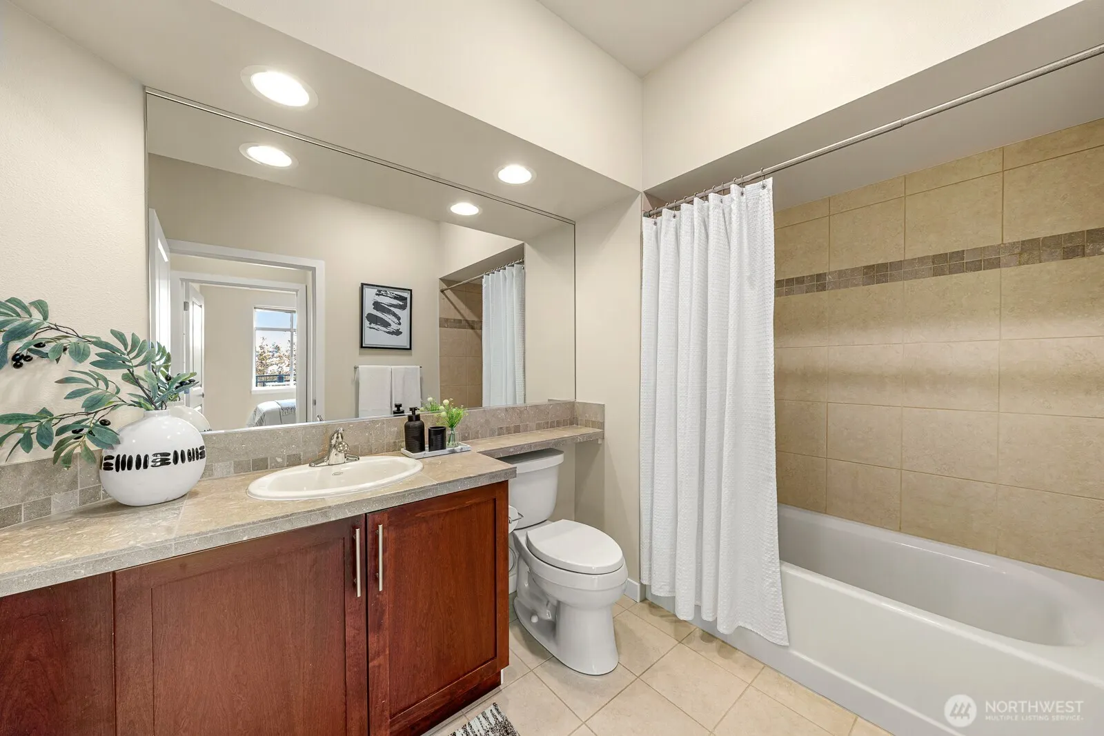 211 Kirkland Avenue #510, Kirkland, WA 98033