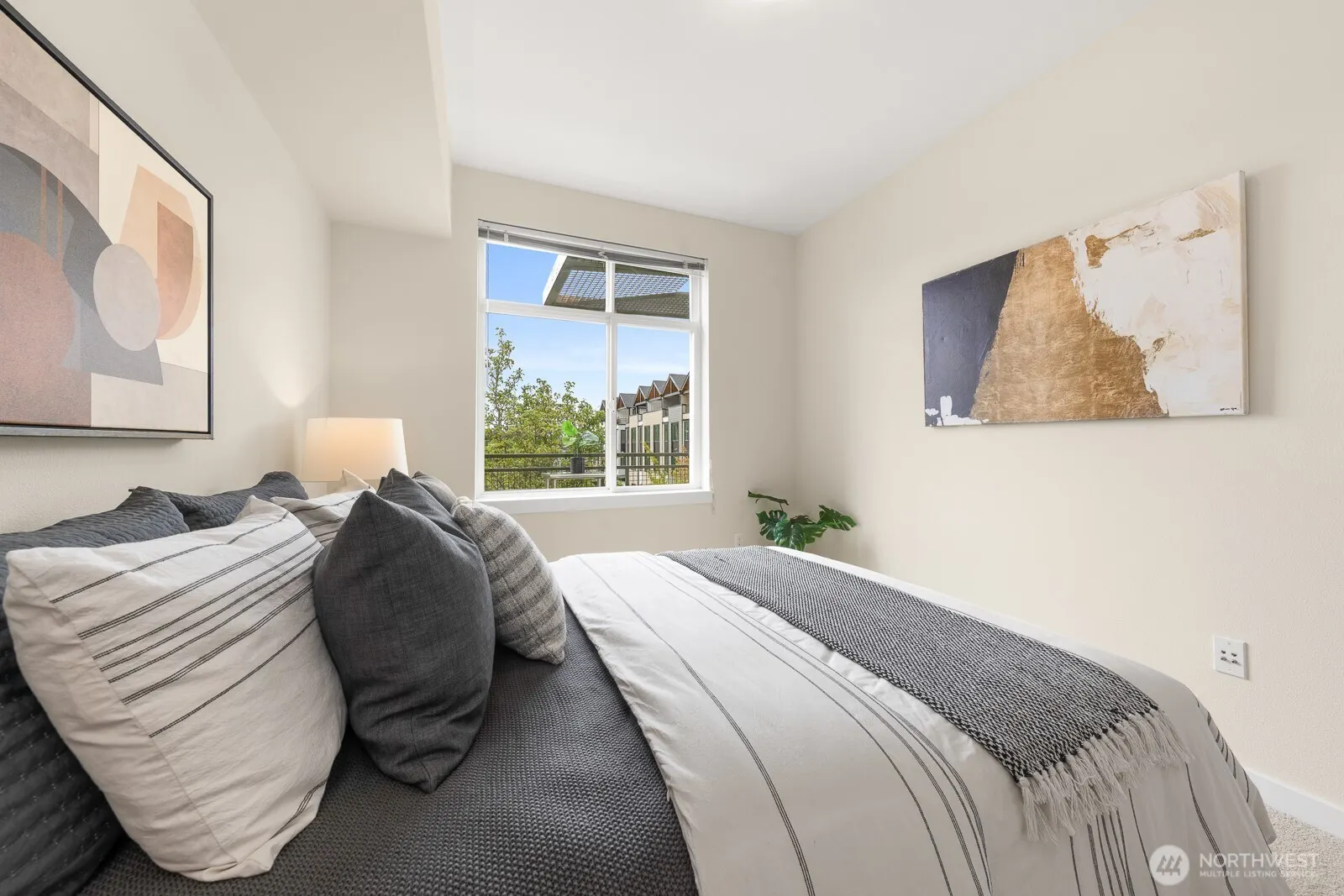 211 Kirkland Avenue #510, Kirkland, WA 98033
