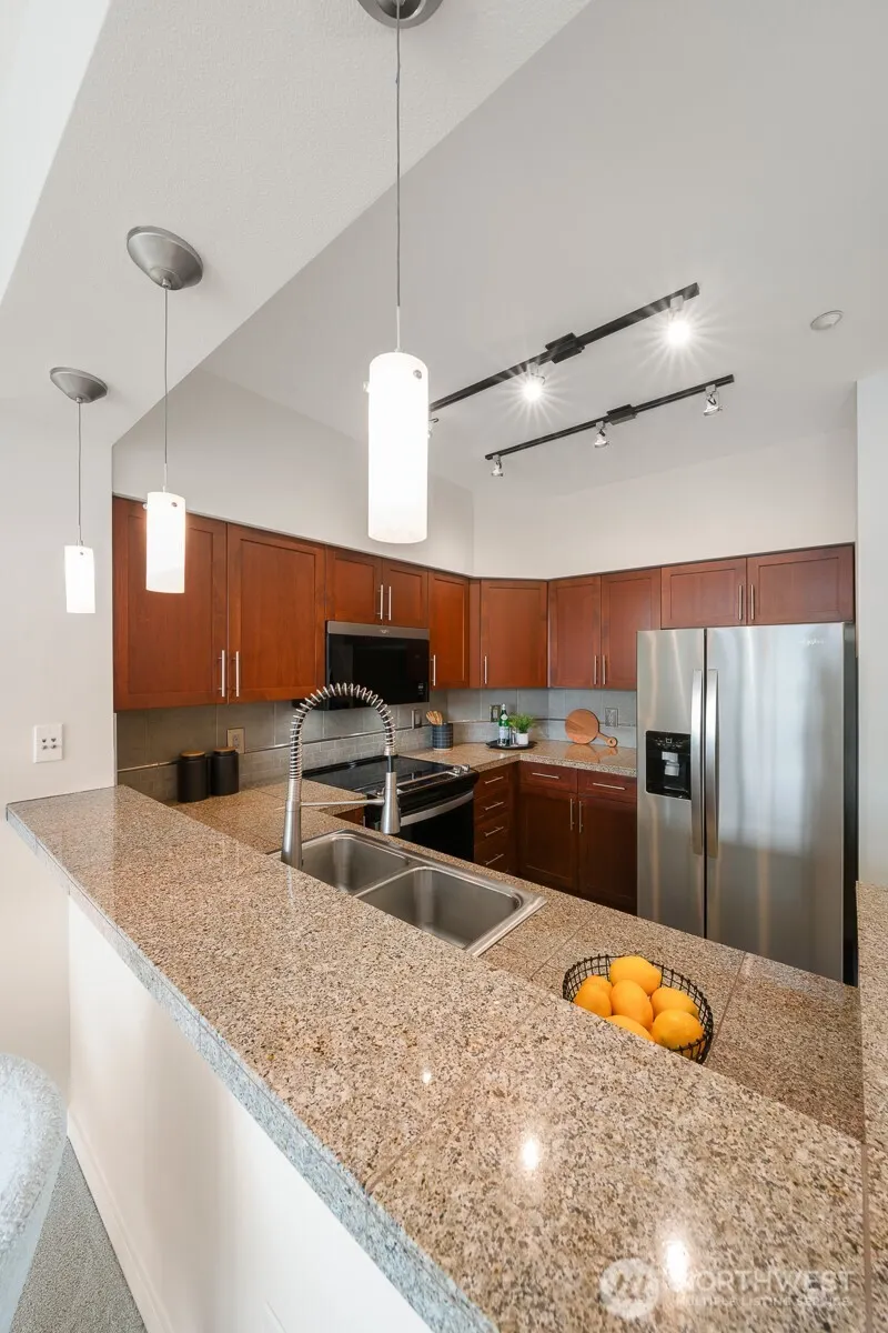211 Kirkland Avenue #510, Kirkland, WA 98033