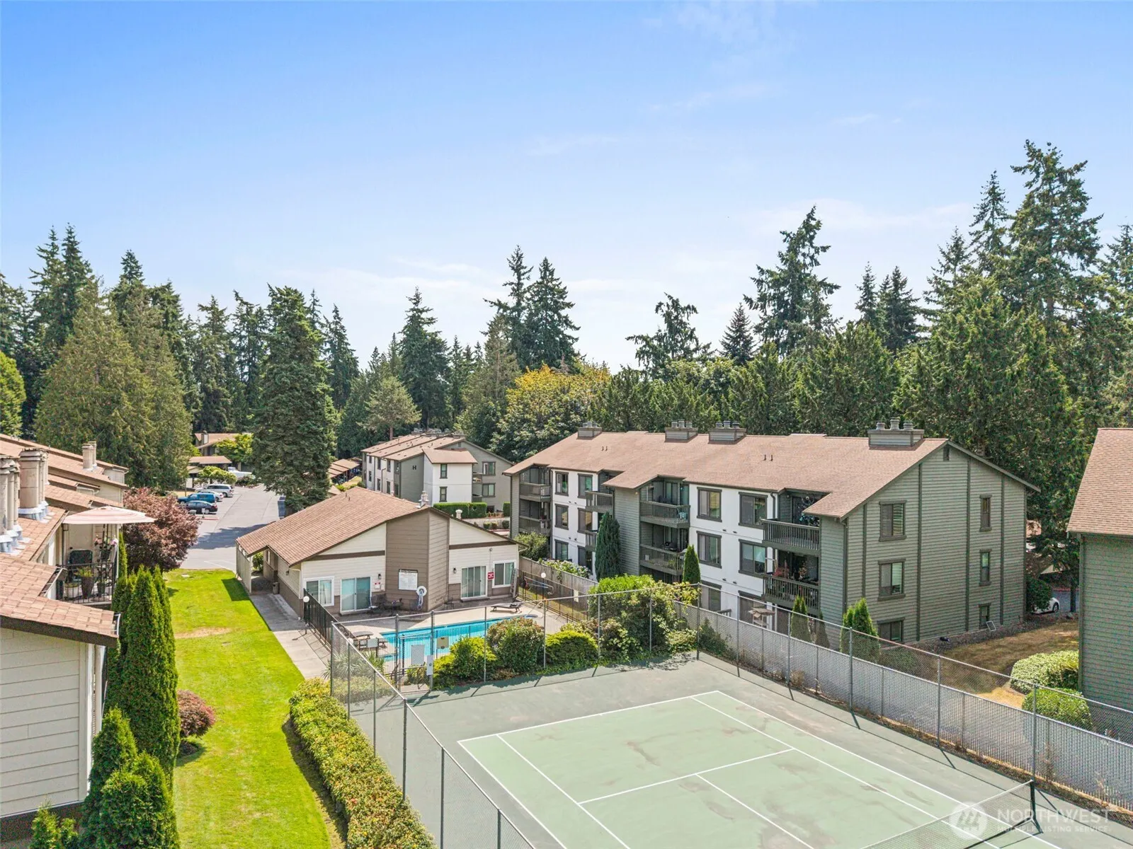 12933 127th Drive NE #205, Kirkland, WA 98034