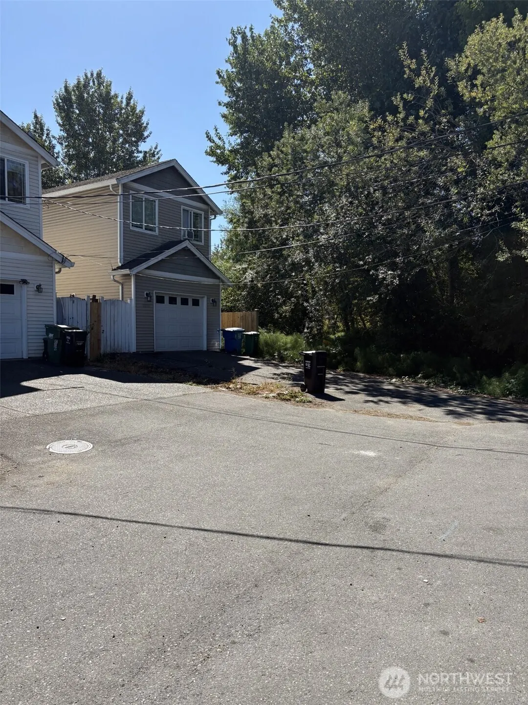 8826 3rd Avenue S, Seattle, WA 98108