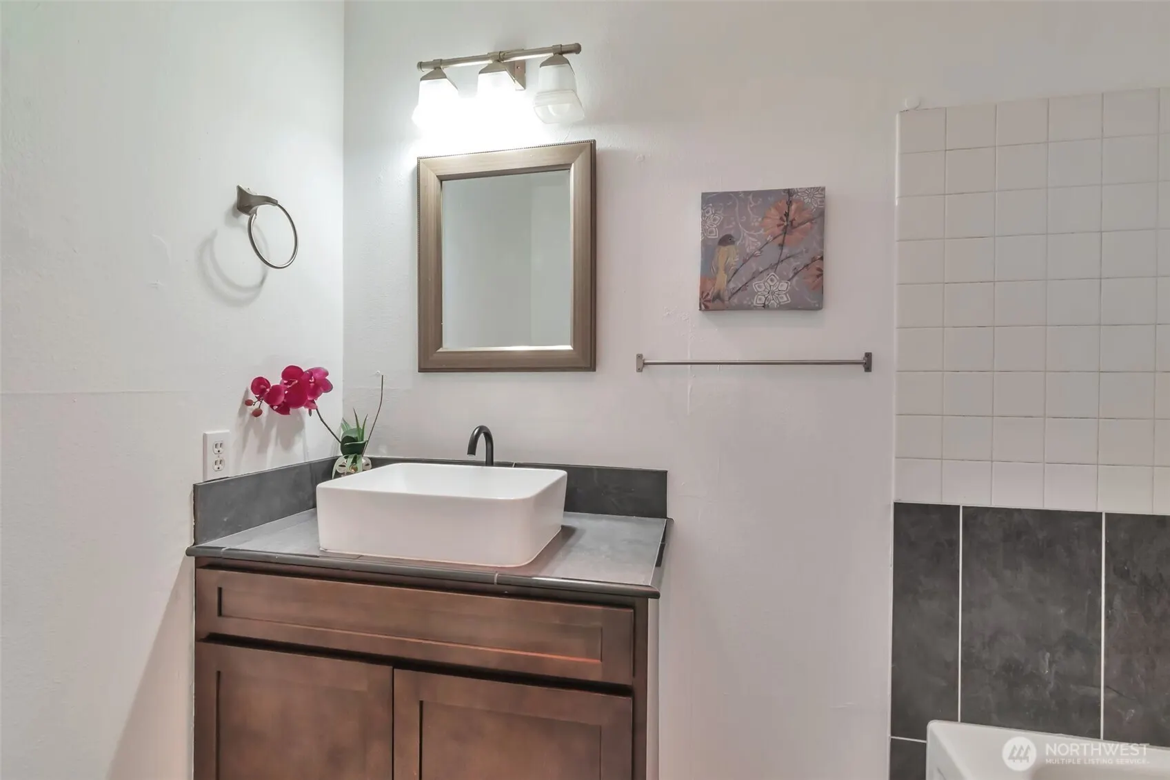 13932 NE 60th #155, Redmond, WA 98052