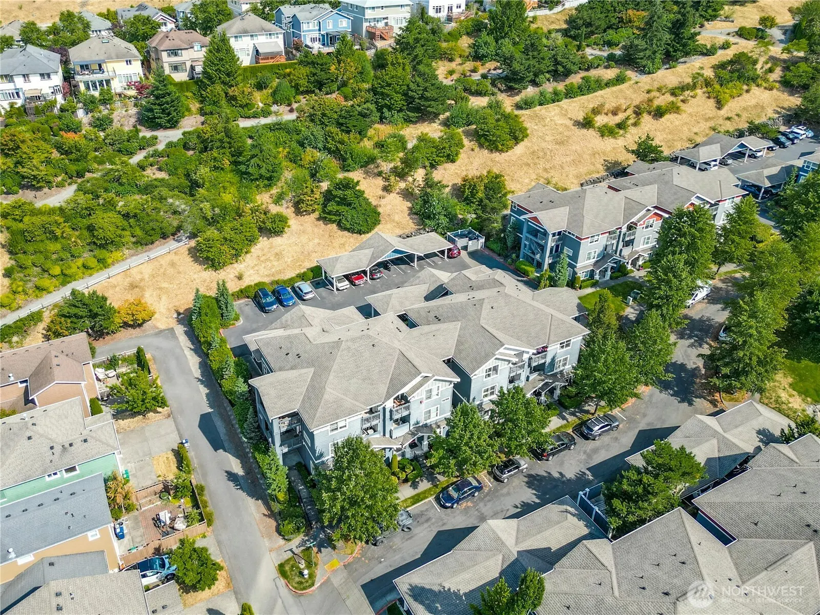 1698 25th Place NE #304, Issaquah, WA 98029