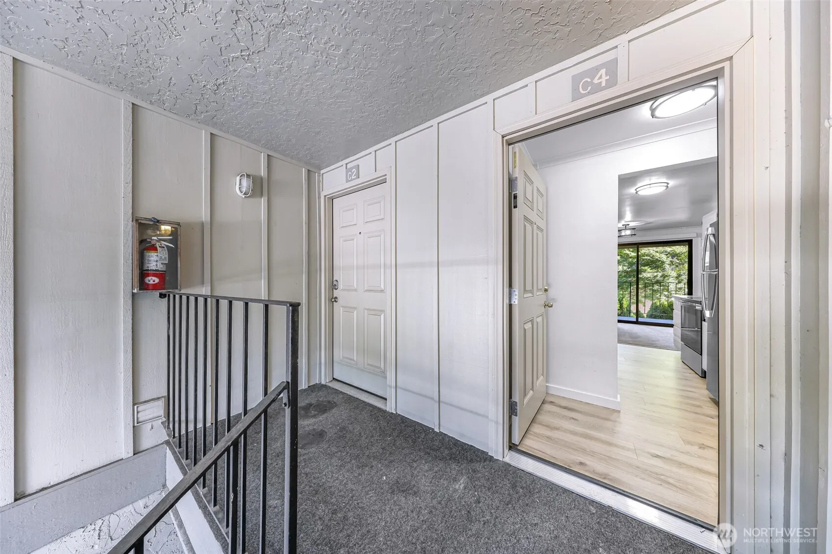 12516 NE 117th Place #C4, Kirkland, WA 98034