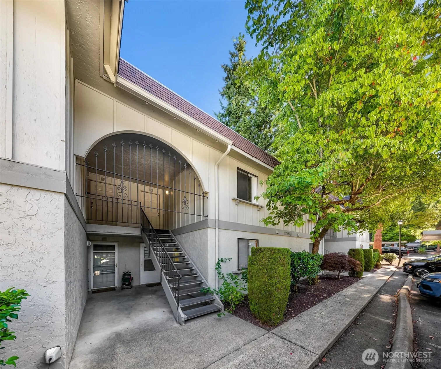 12516 NE 117th Place #C4, Kirkland, WA 98034