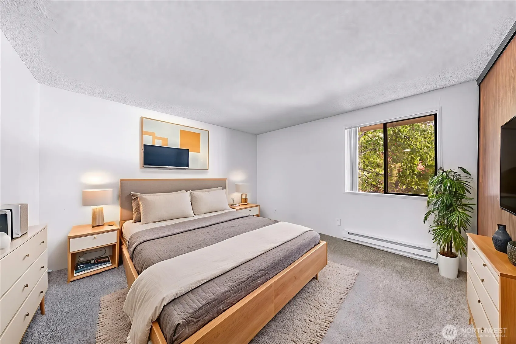 12516 NE 117th Place #C4, Kirkland, WA 98034