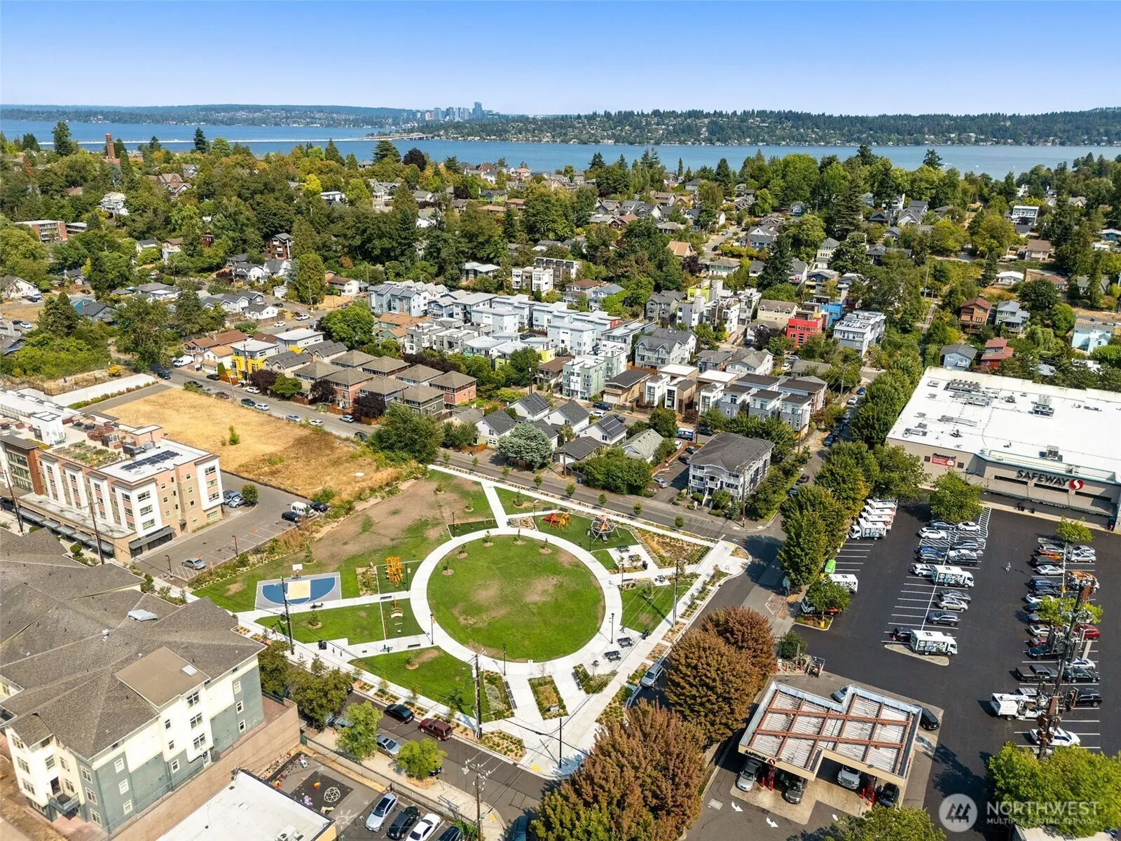 3618 S Charlestown Street , Seattle, WA 98144