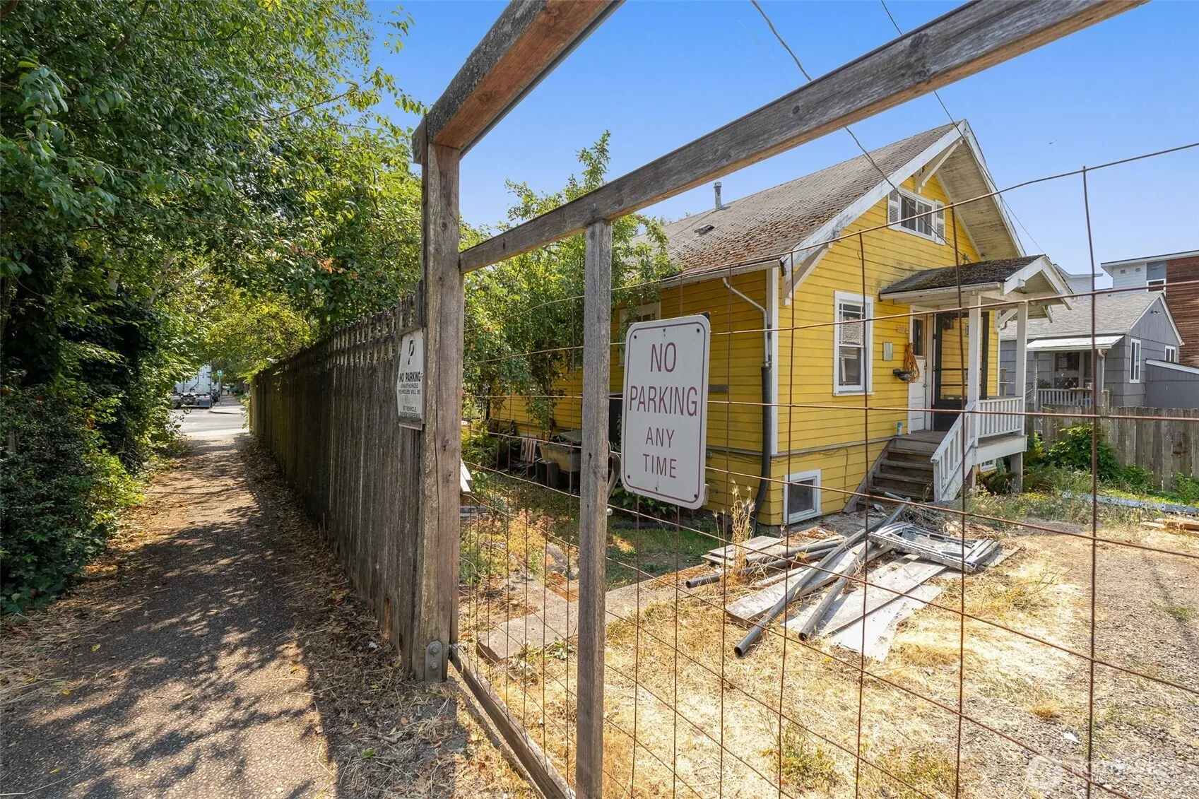 3618 S Charlestown Street , Seattle, WA 98144