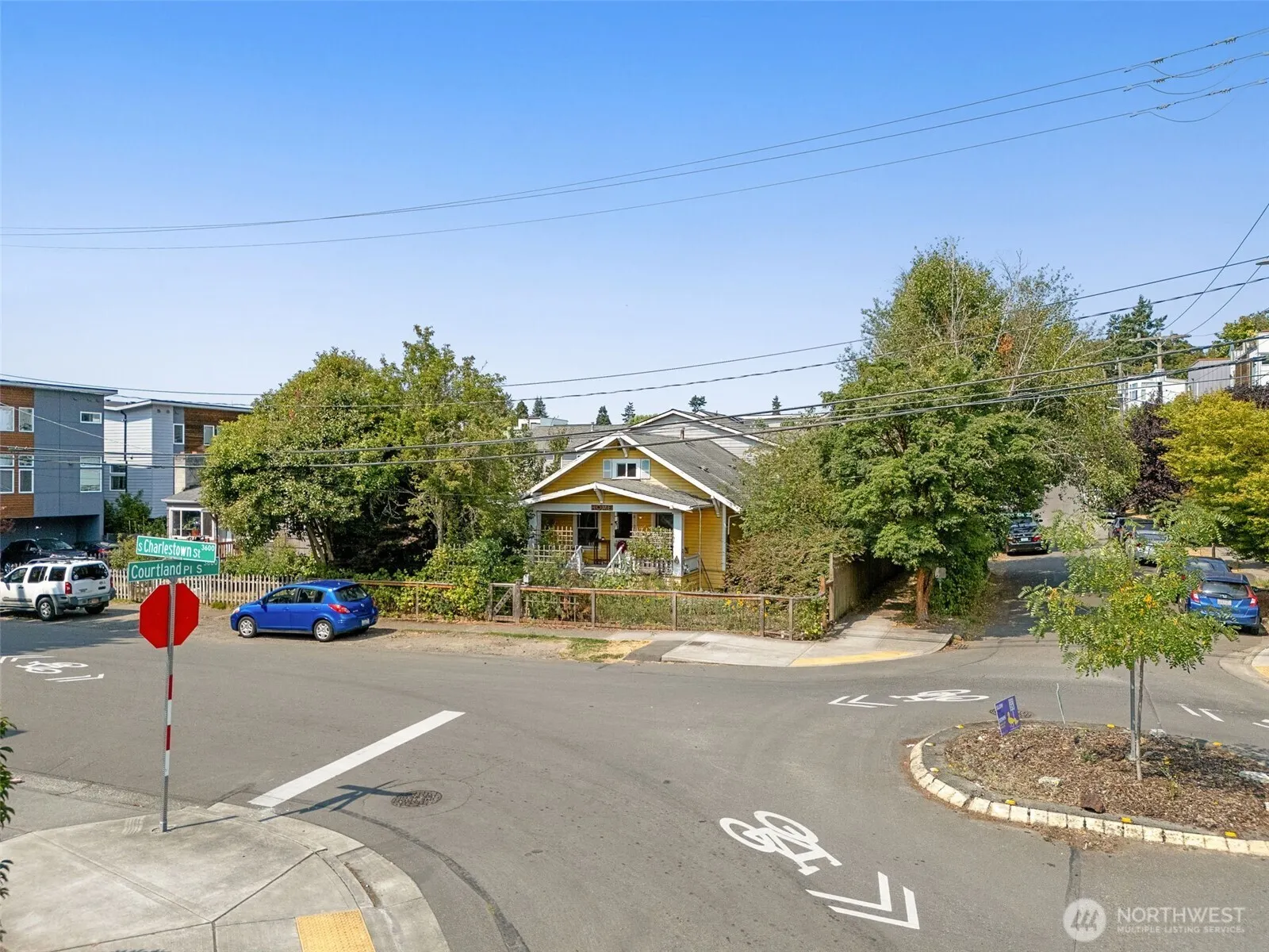 3618 S Charlestown Street , Seattle, WA 98144