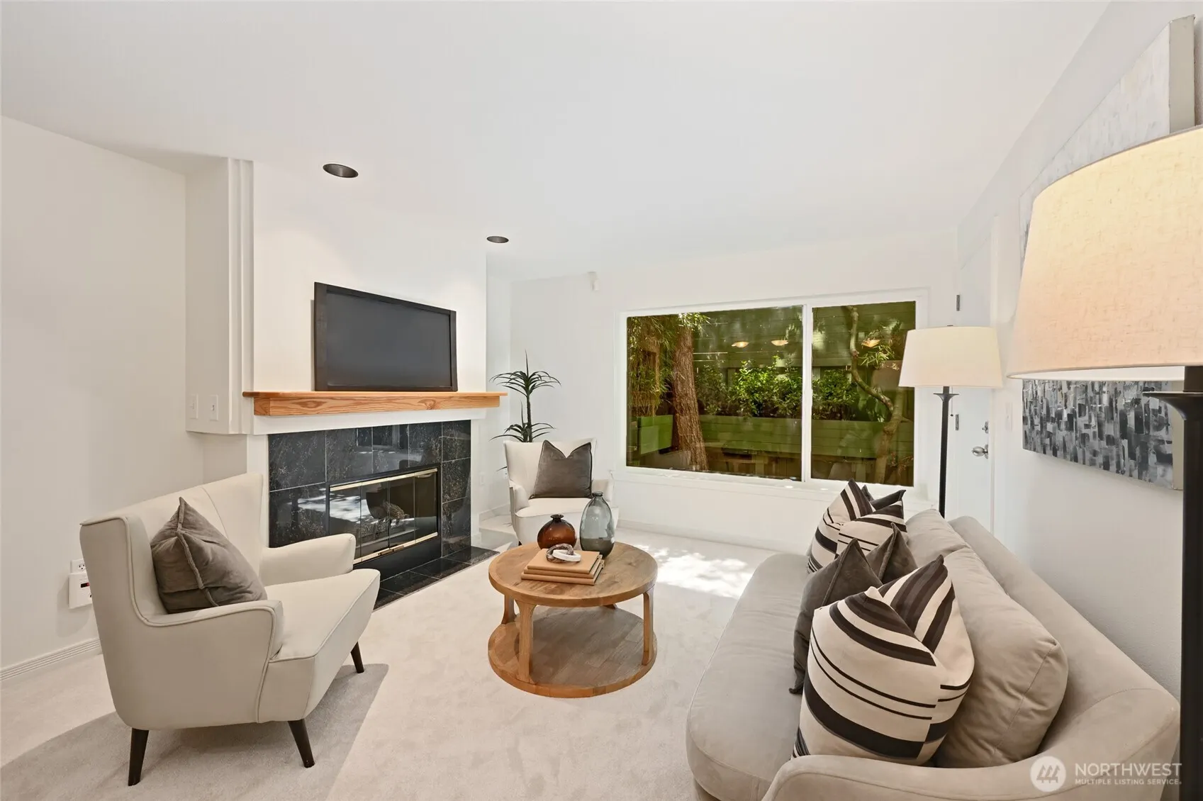 4309 34th Avenue W #101, Seattle, WA 98199