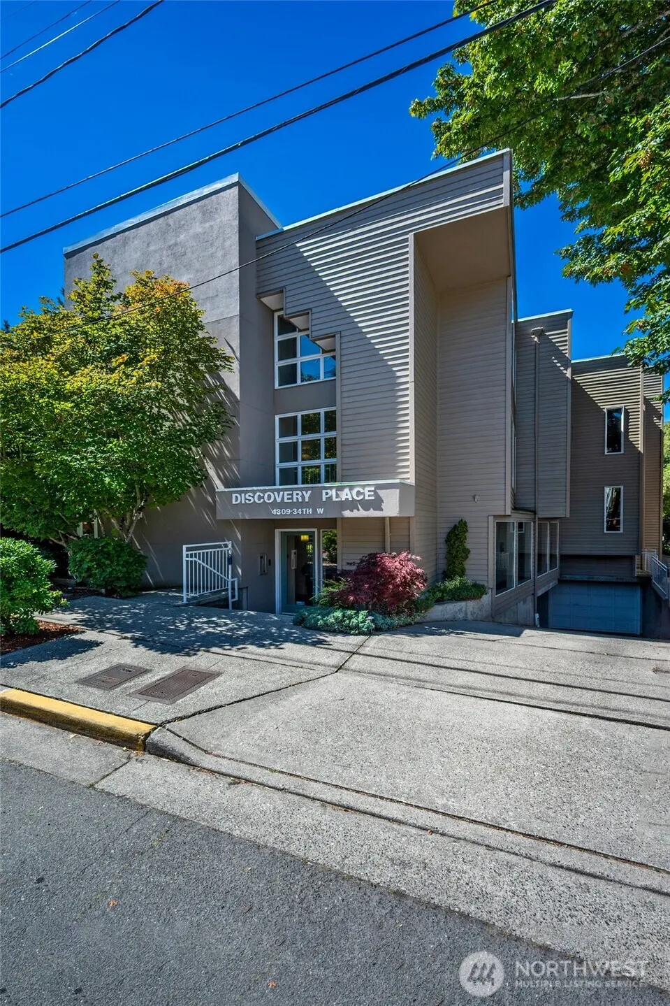 4309 34th Avenue W #101, Seattle, WA 98199