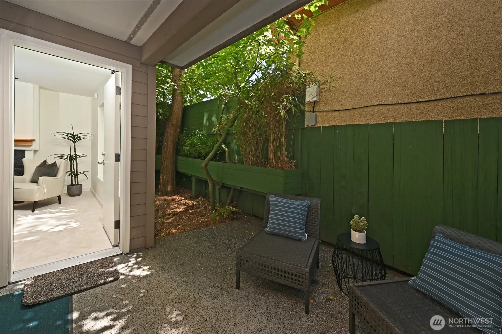 4309 34th Avenue W #101, Seattle, WA 98199