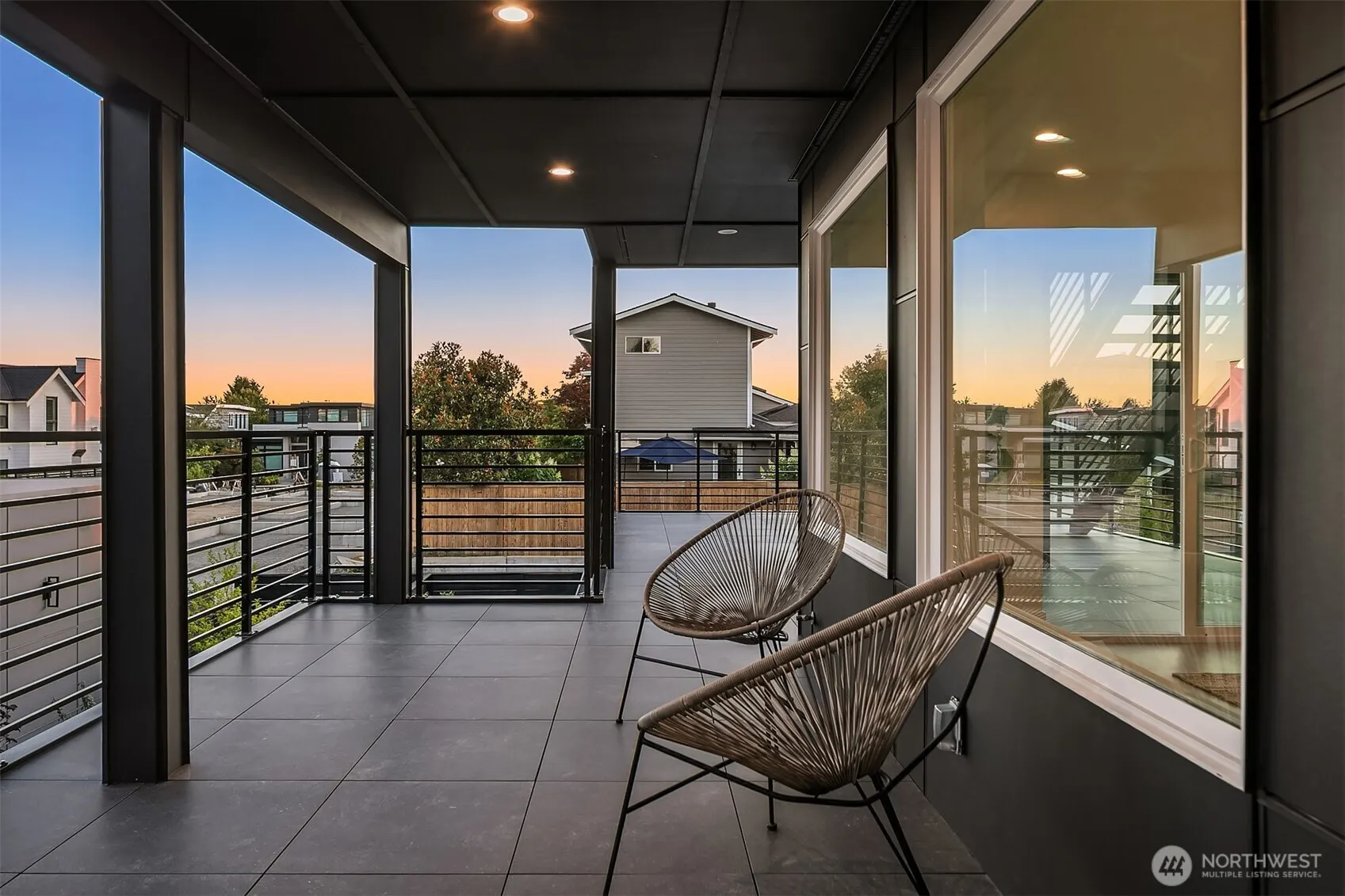 421 and 421B 14th Avenue W, Kirkland, WA 98033