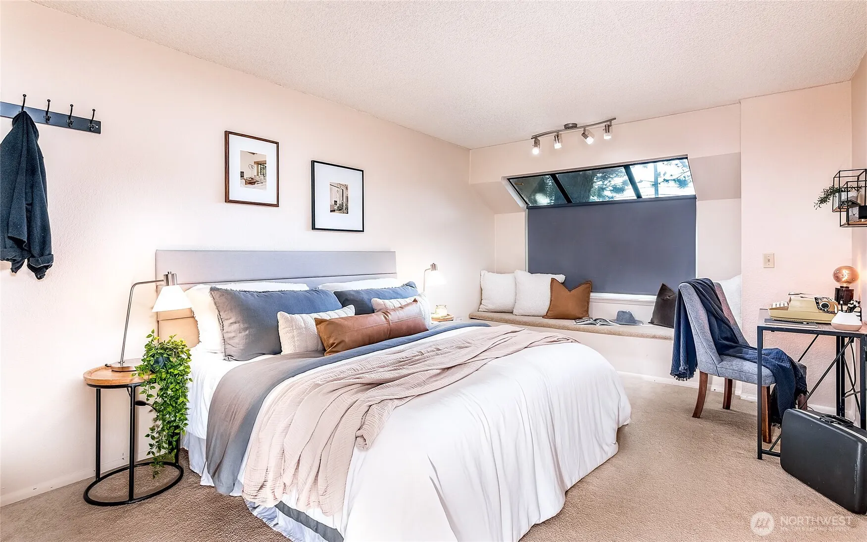 1740 NE 86th Street #106, Seattle, WA 98115