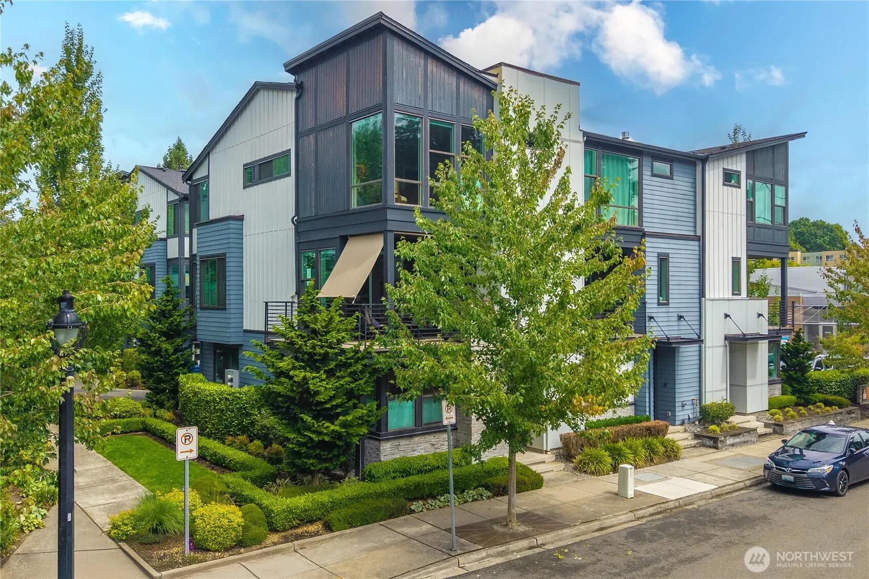 9710 NE Main Street #A, Bothell, WA 98011