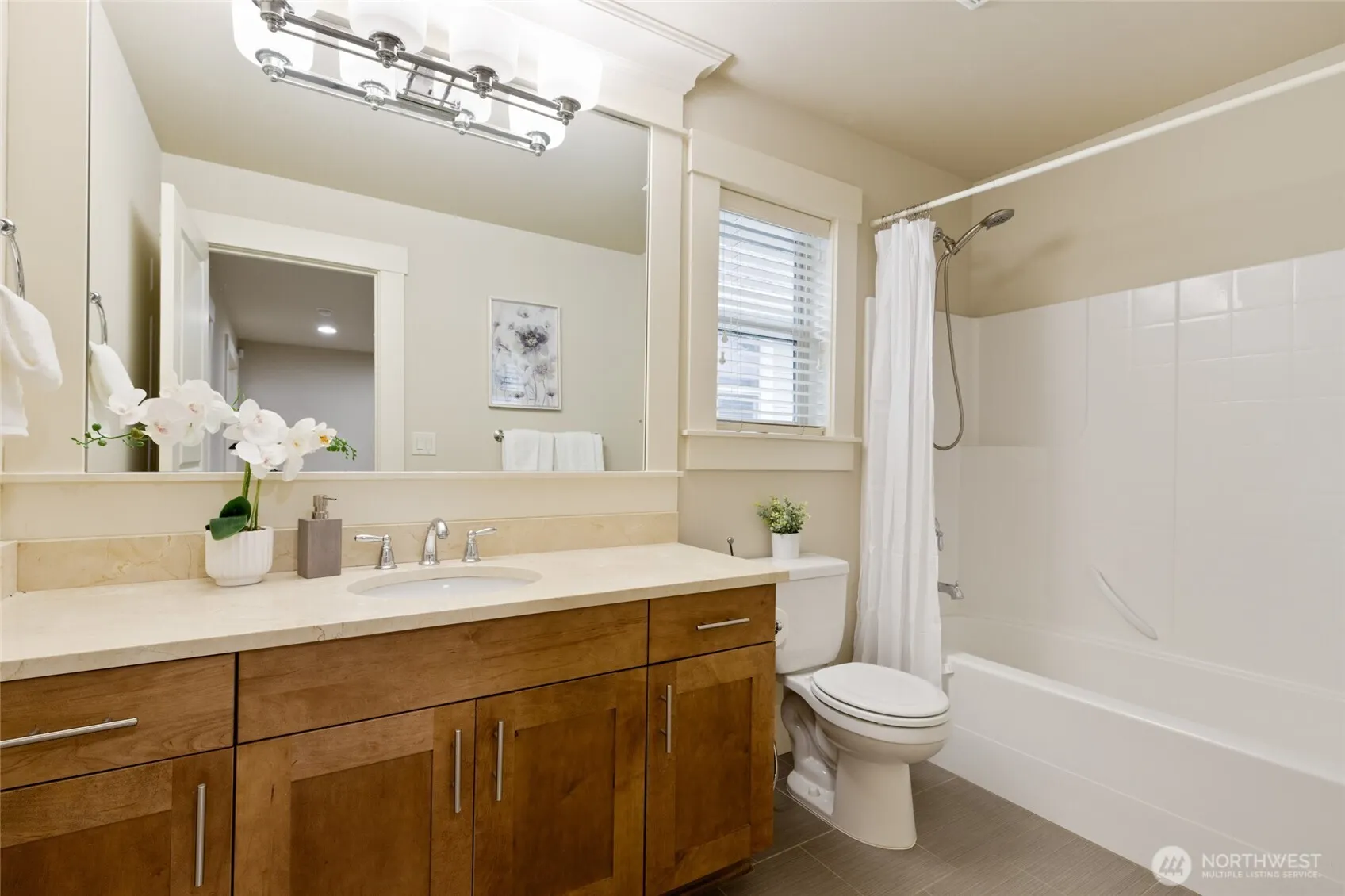 684 235th Avenue NE, Sammamish, WA 98074