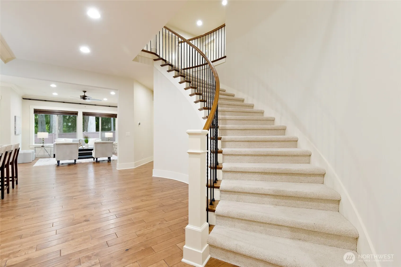 684 235th Avenue NE, Sammamish, WA 98074