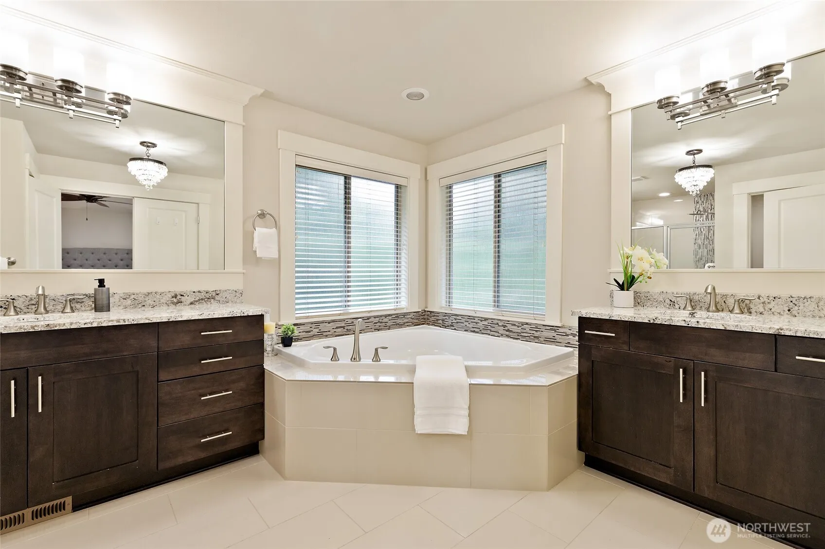 684 235th Avenue NE, Sammamish, WA 98074