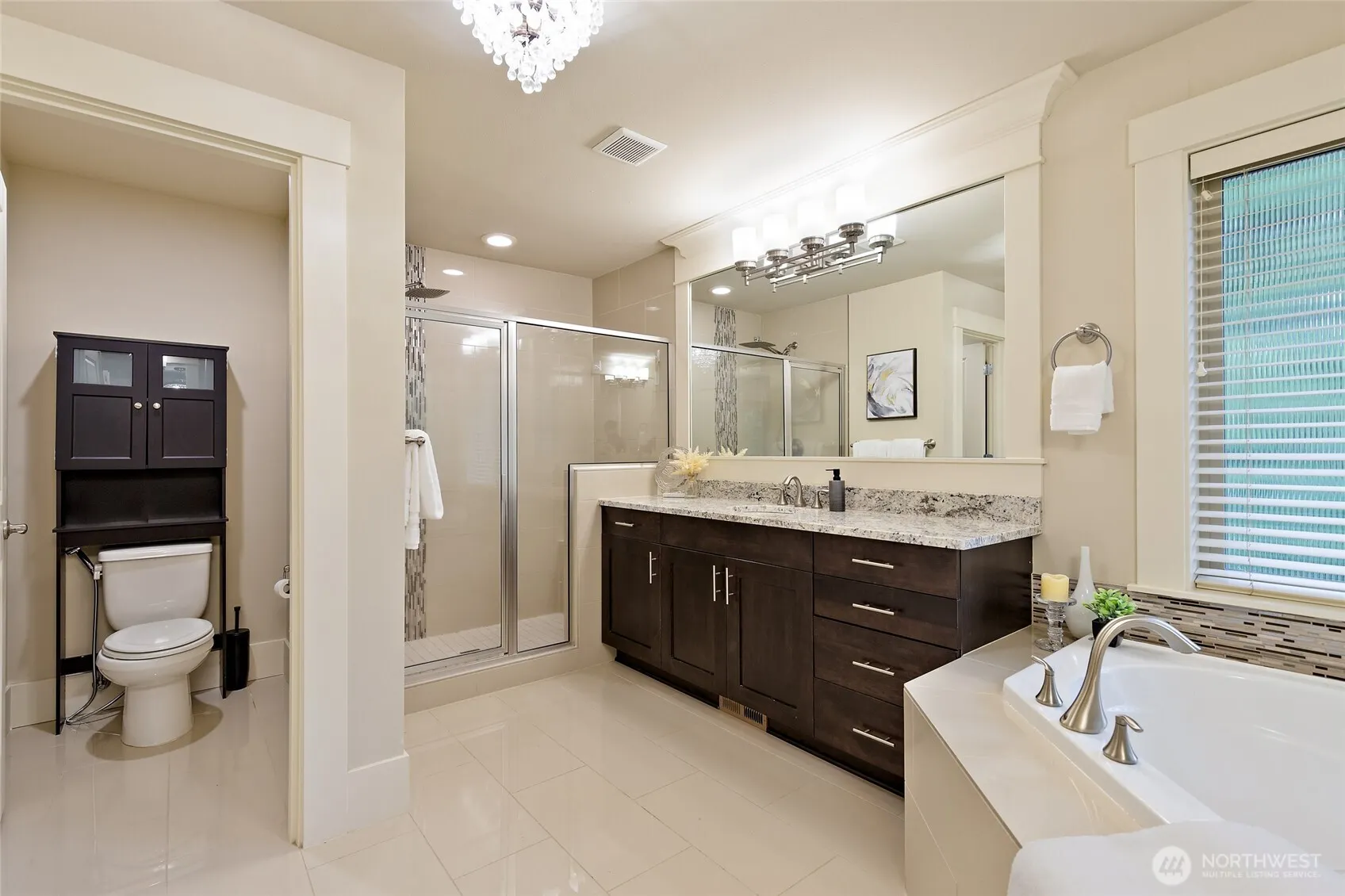 684 235th Avenue NE, Sammamish, WA 98074