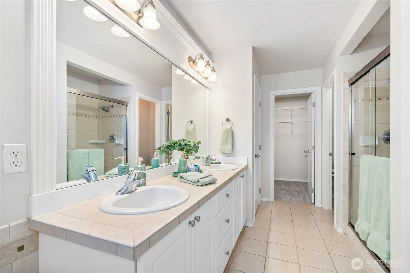 13665 NE 203rd Street , Woodinville, WA 98072