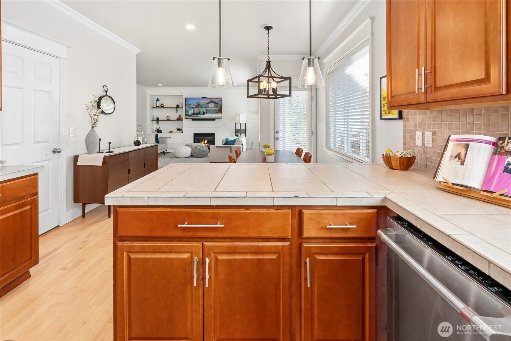 13665 NE 203rd Street , Woodinville, WA 98072