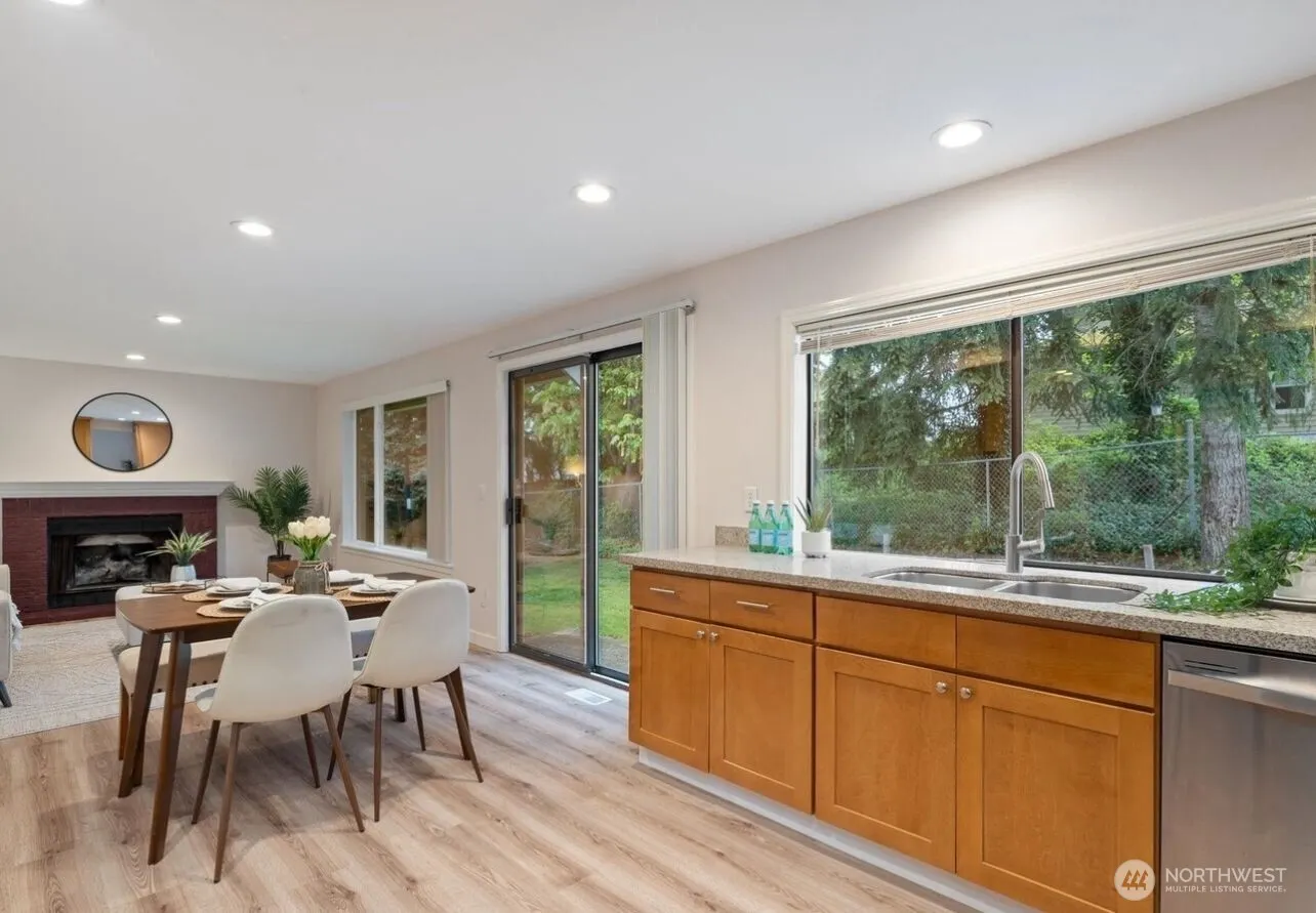 10220 SE 228th Street , Kent, WA 98031